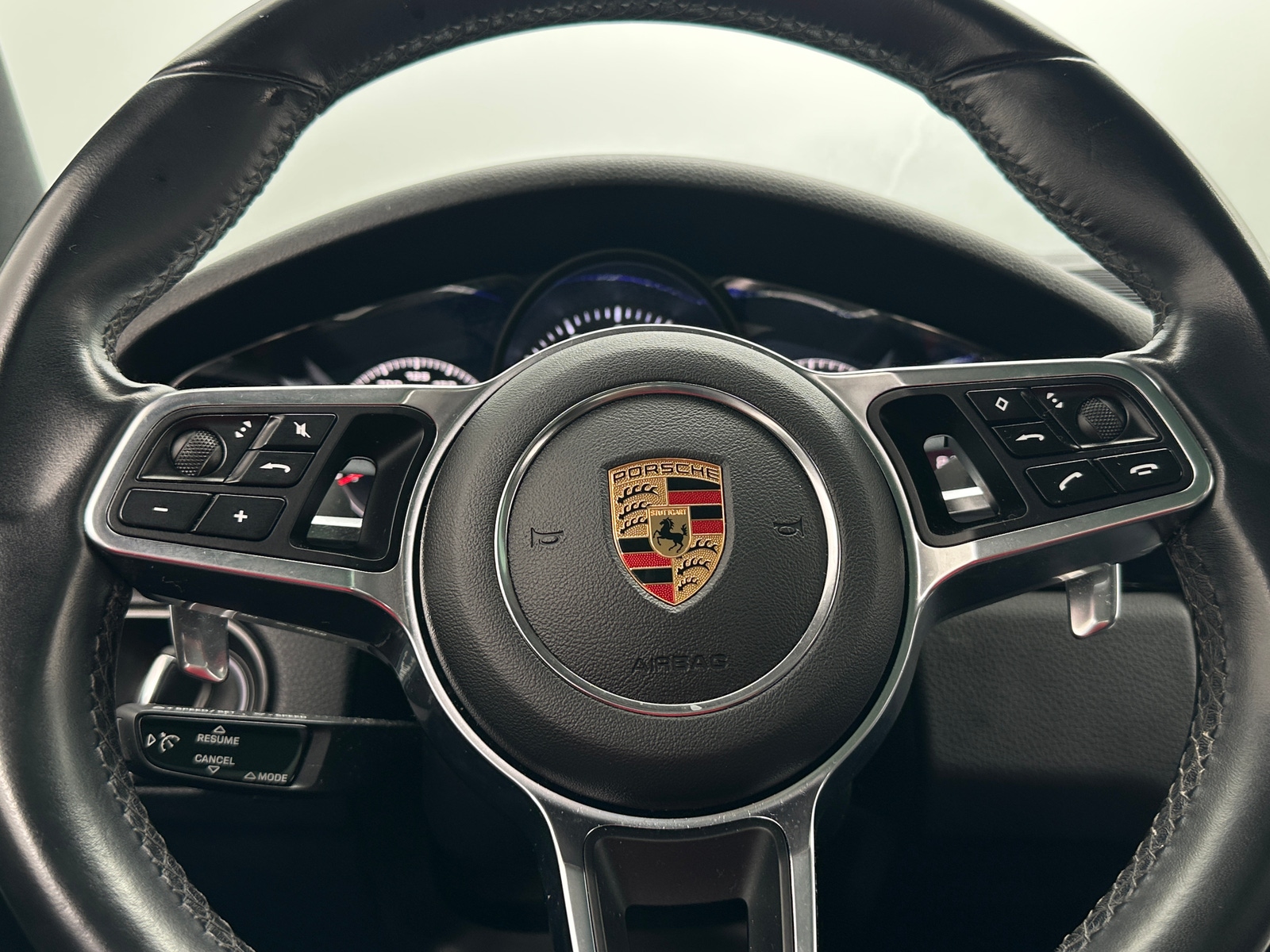 Thumbnail: 2019 Porsche Cayenne - 4