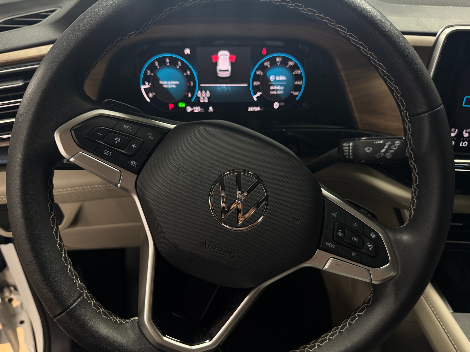 Thumbnail: 2024 Volkswagen Atlas - 4