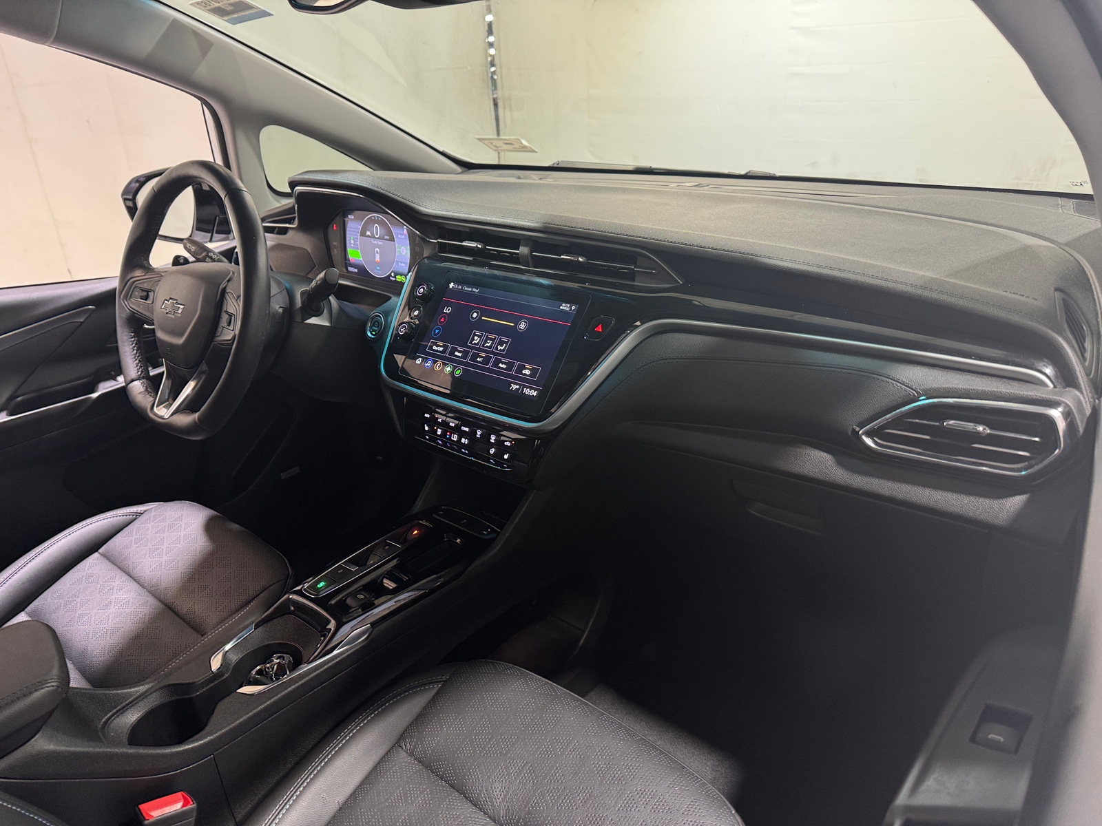 Thumbnail: 2023 Chevrolet Bolt EV - 2