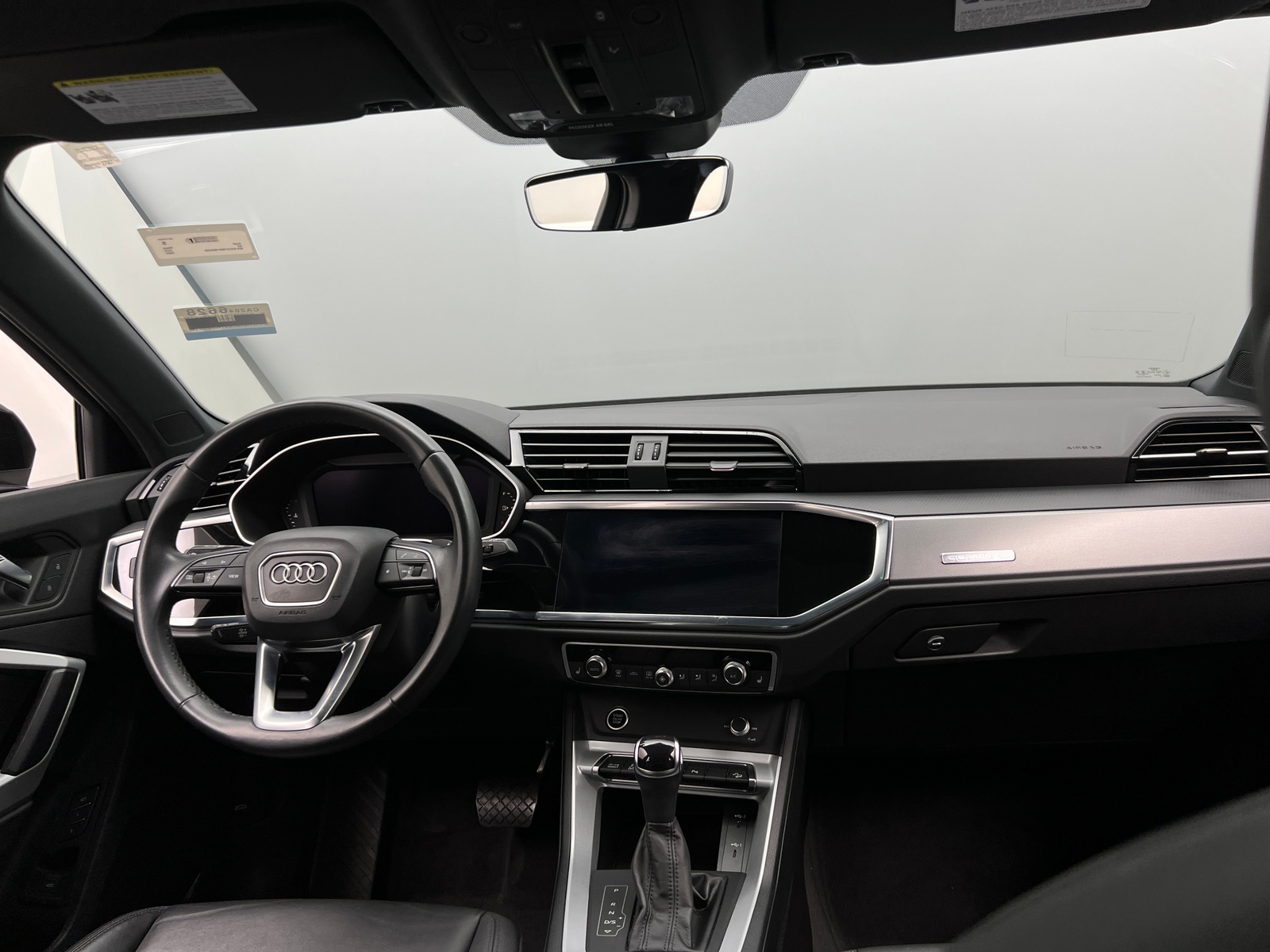 Thumbnail: 2022 Audi Q3 - 2