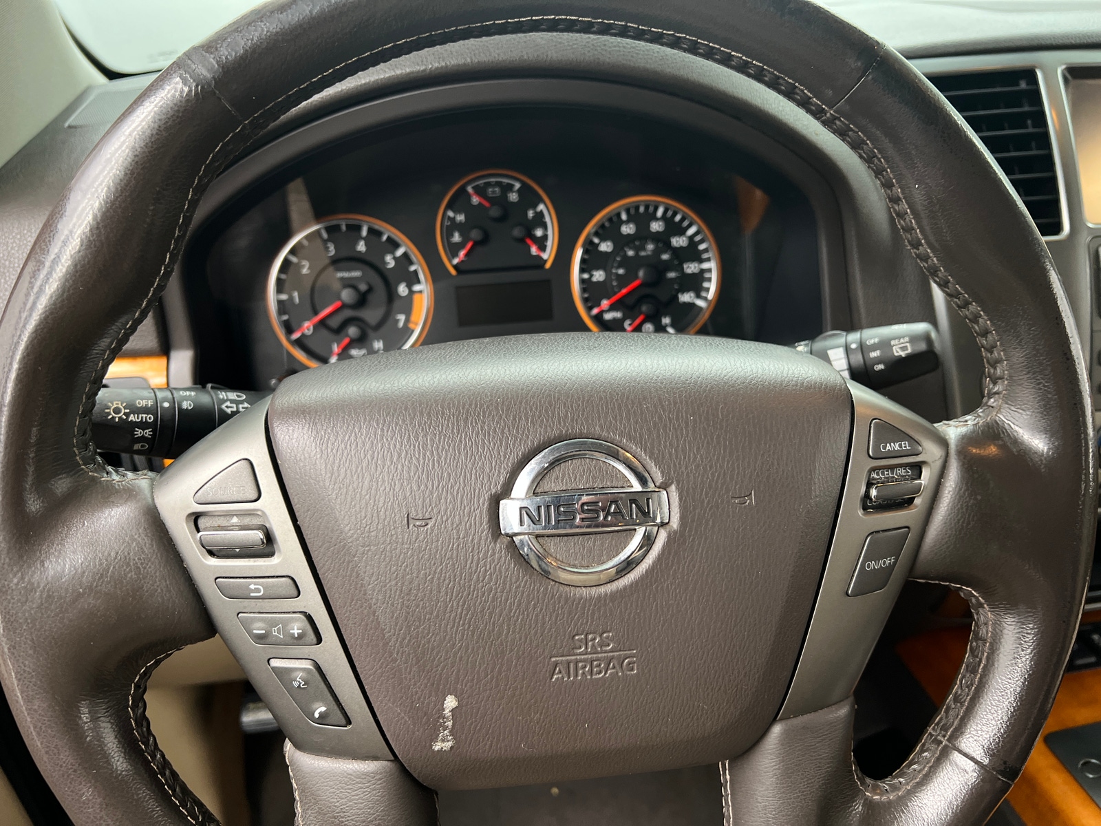 Thumbnail: 2014 Nissan Armada - 4