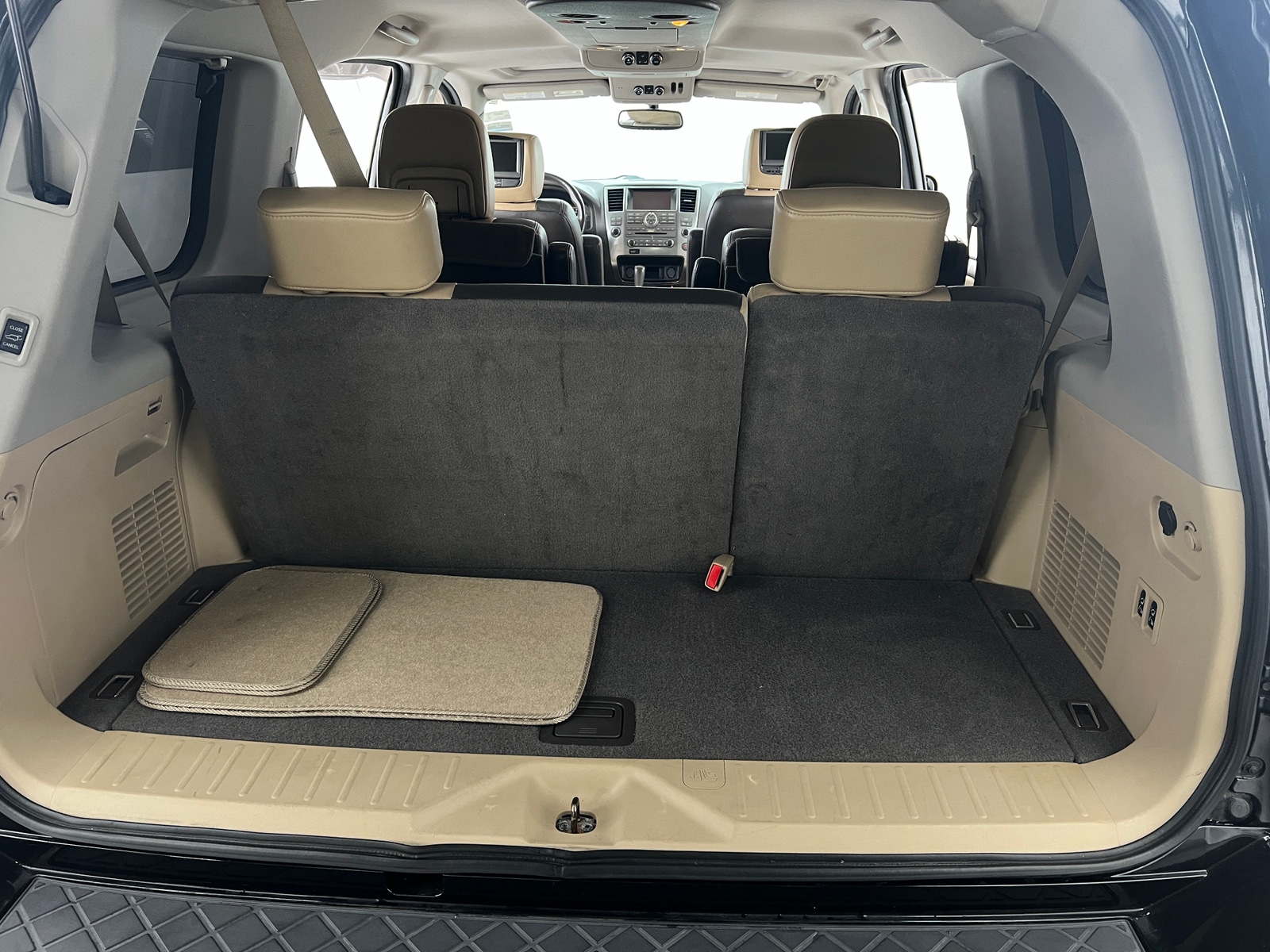 Thumbnail: 2014 Nissan Armada - 6