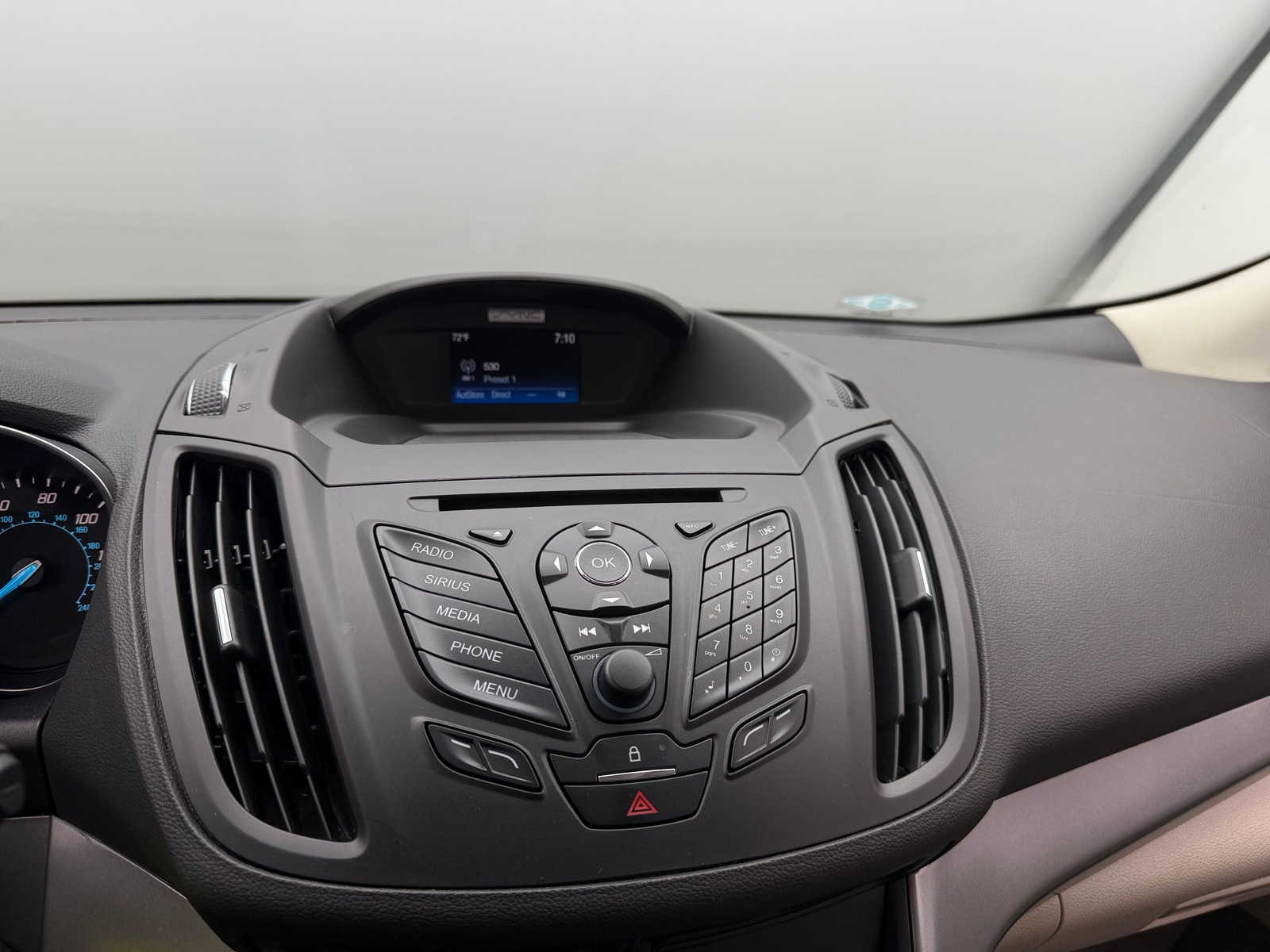 Thumbnail: 2016 Ford Escape - 4