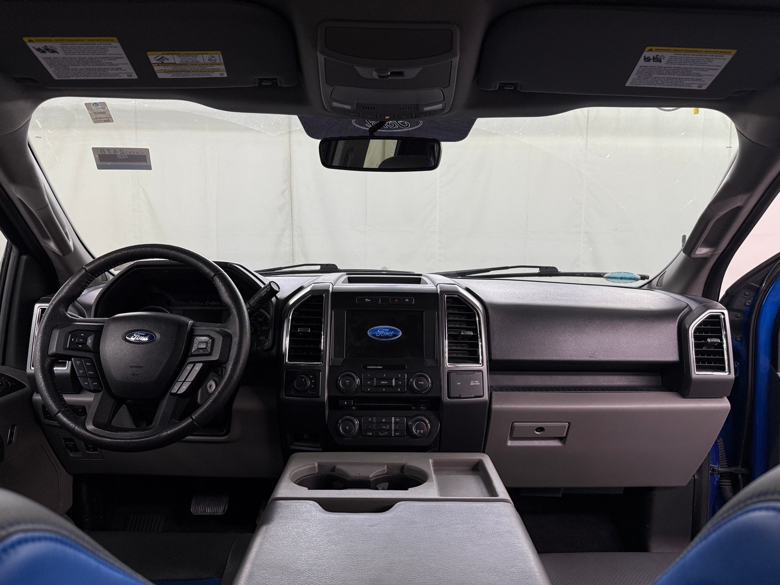 Thumbnail: 2015 Ford Econoline - 3