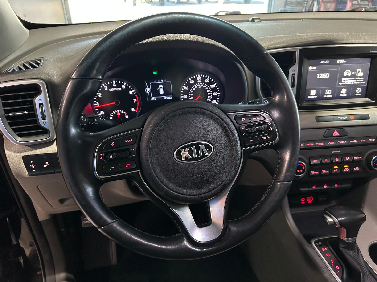 Thumbnail: 2017 Kia Sportage - 4
