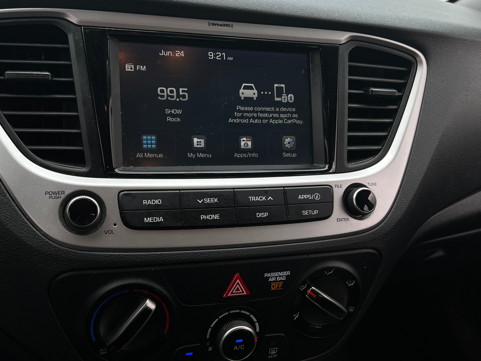 Thumbnail: 2021 Hyundai Accent - 4