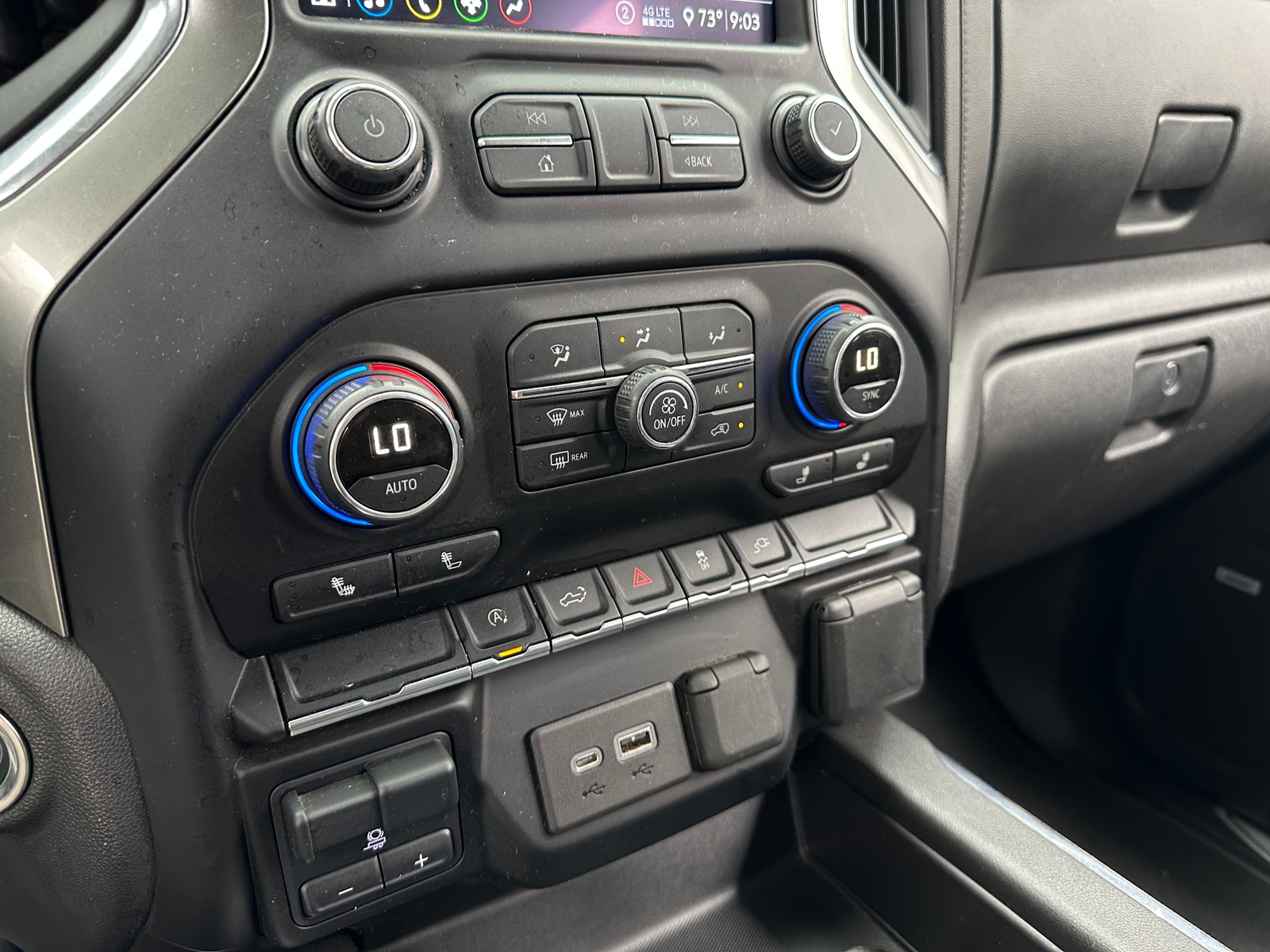 Thumbnail: 2020 Chevrolet Silverado 1500 - 4
