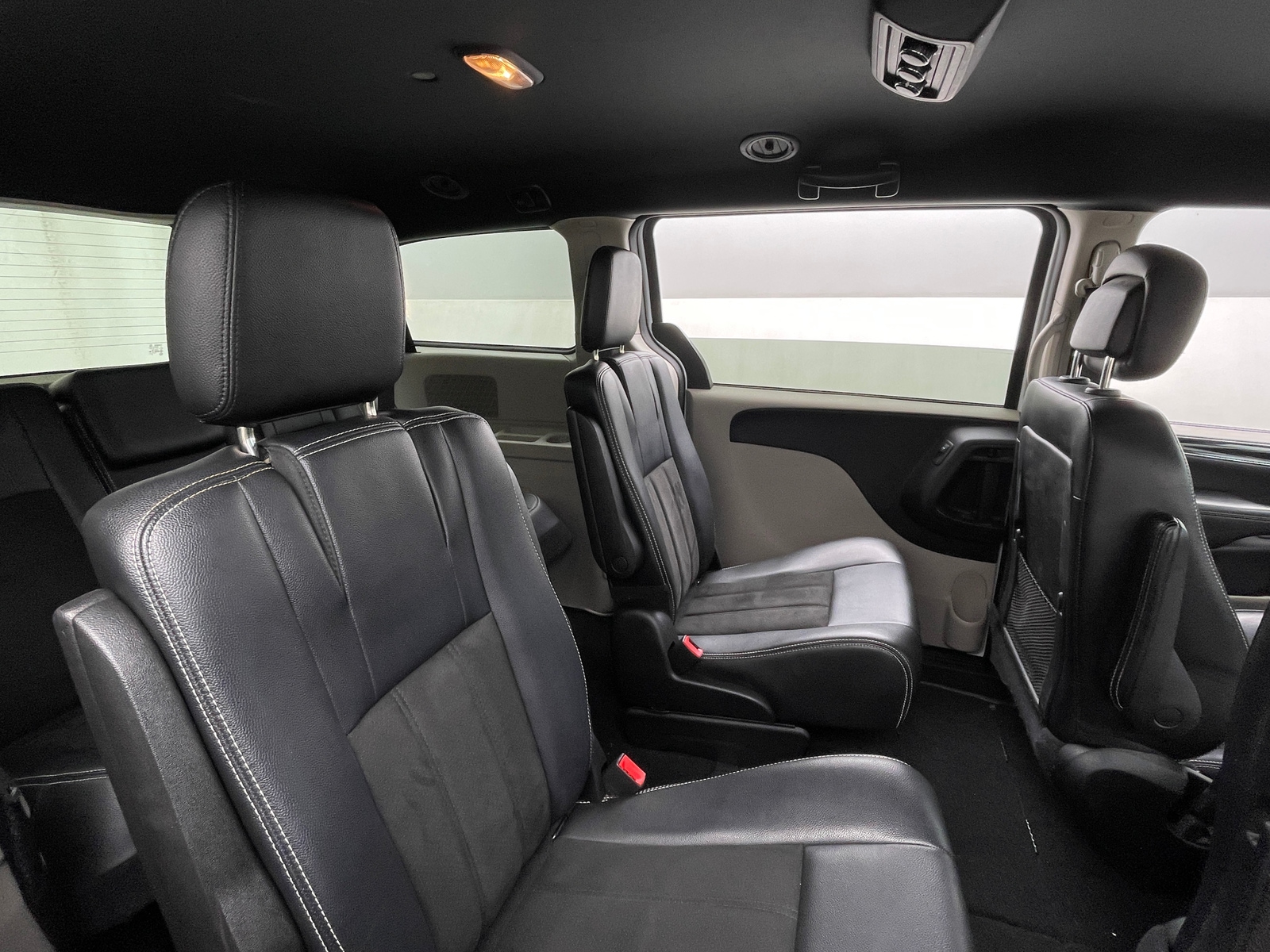 Thumbnail: 2019 Dodge Grand Caravan - 6