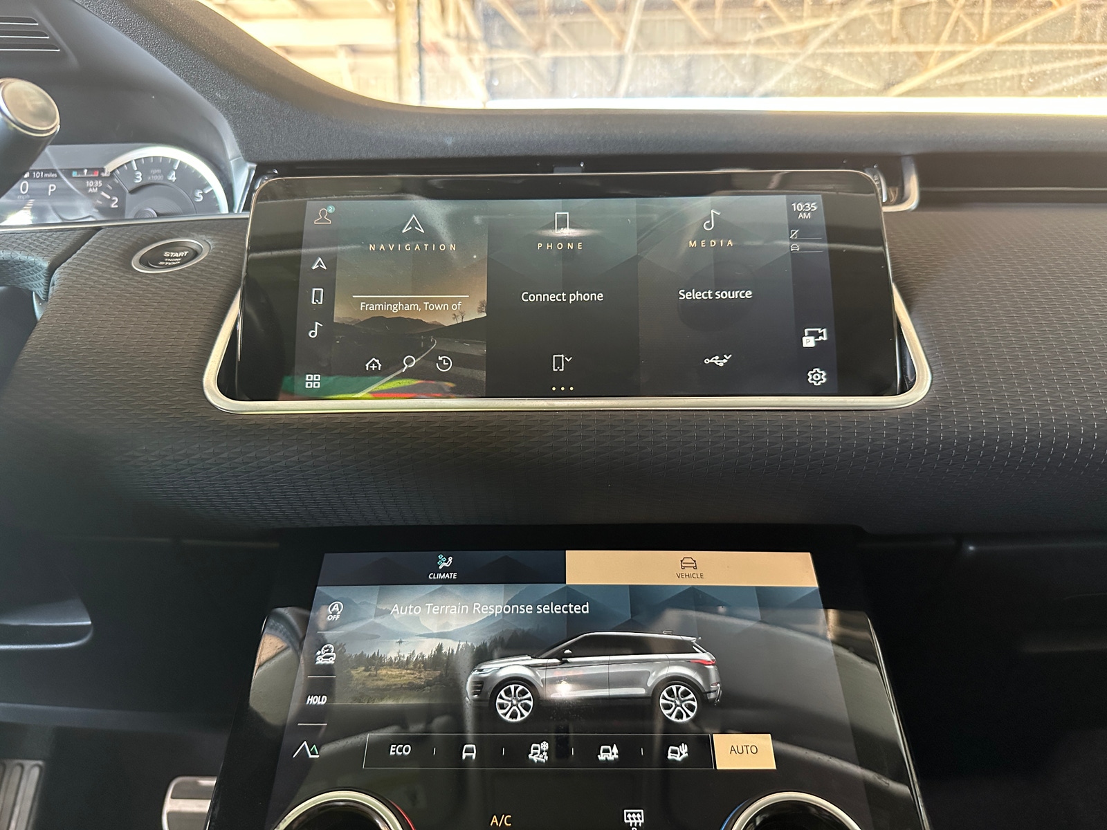 Thumbnail: 2021 Land Rover Range Rover Evoque - 3