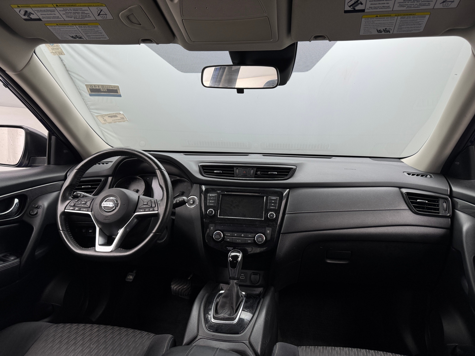 Thumbnail: 2019 Nissan Rogue - 3