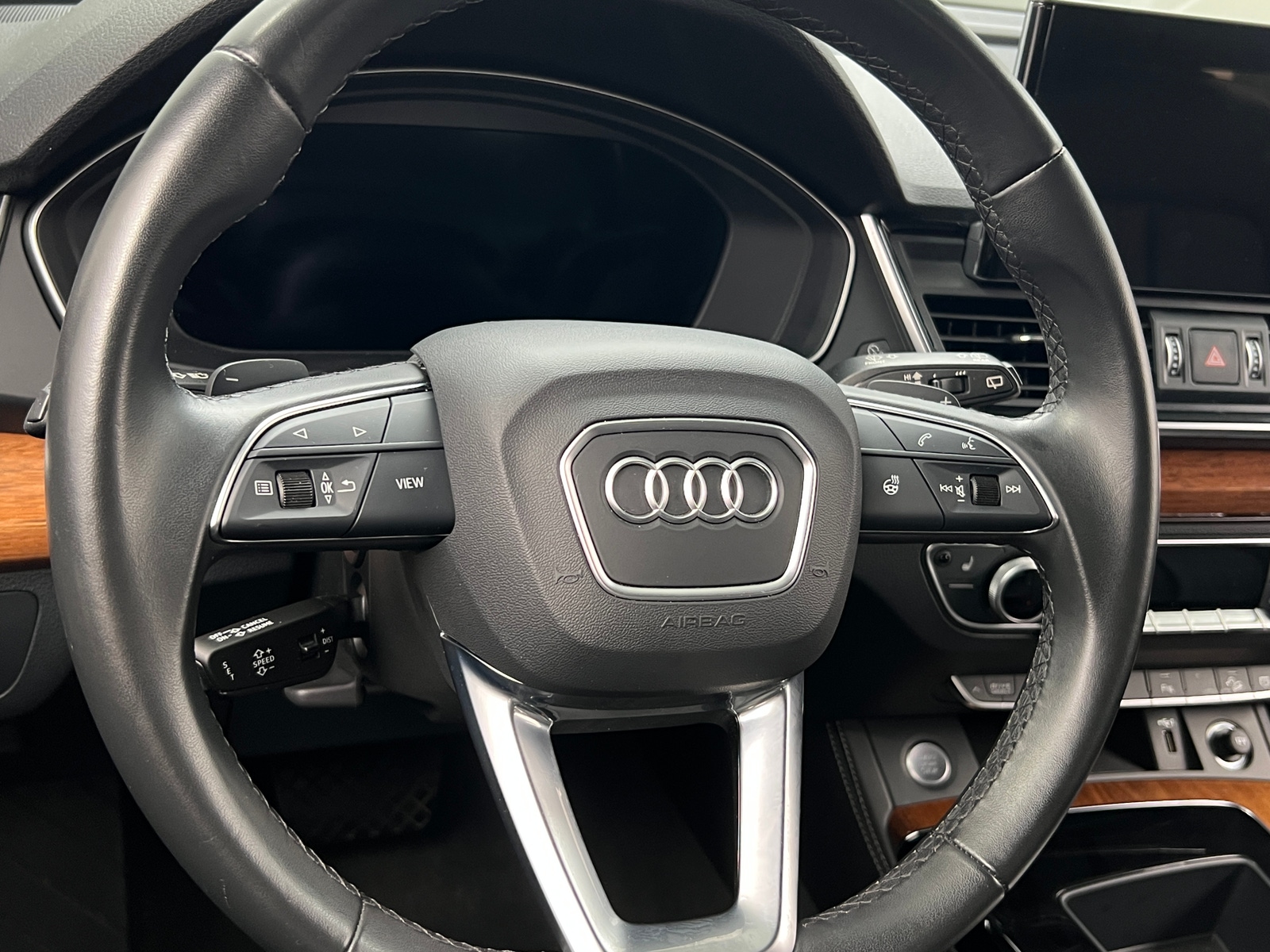 Thumbnail: 2023 Audi Q5 - 4