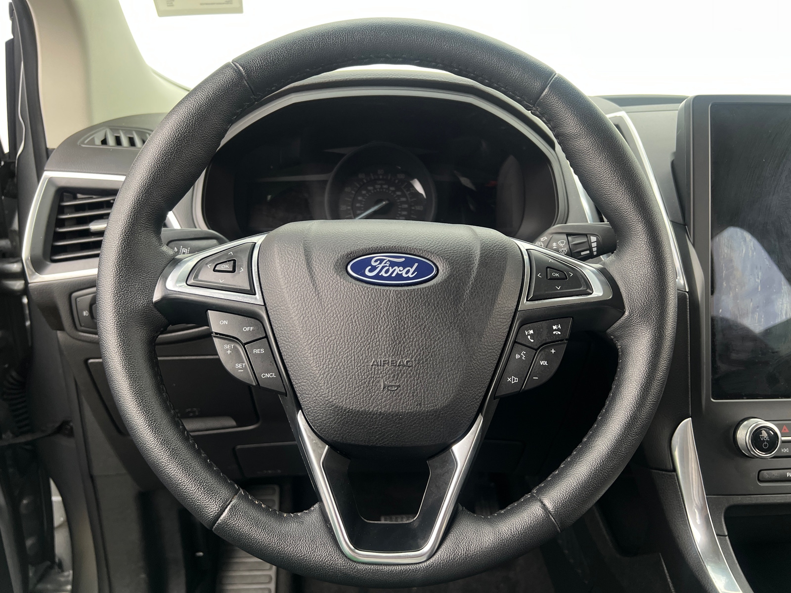 Thumbnail: 2024 Ford Edge - 4