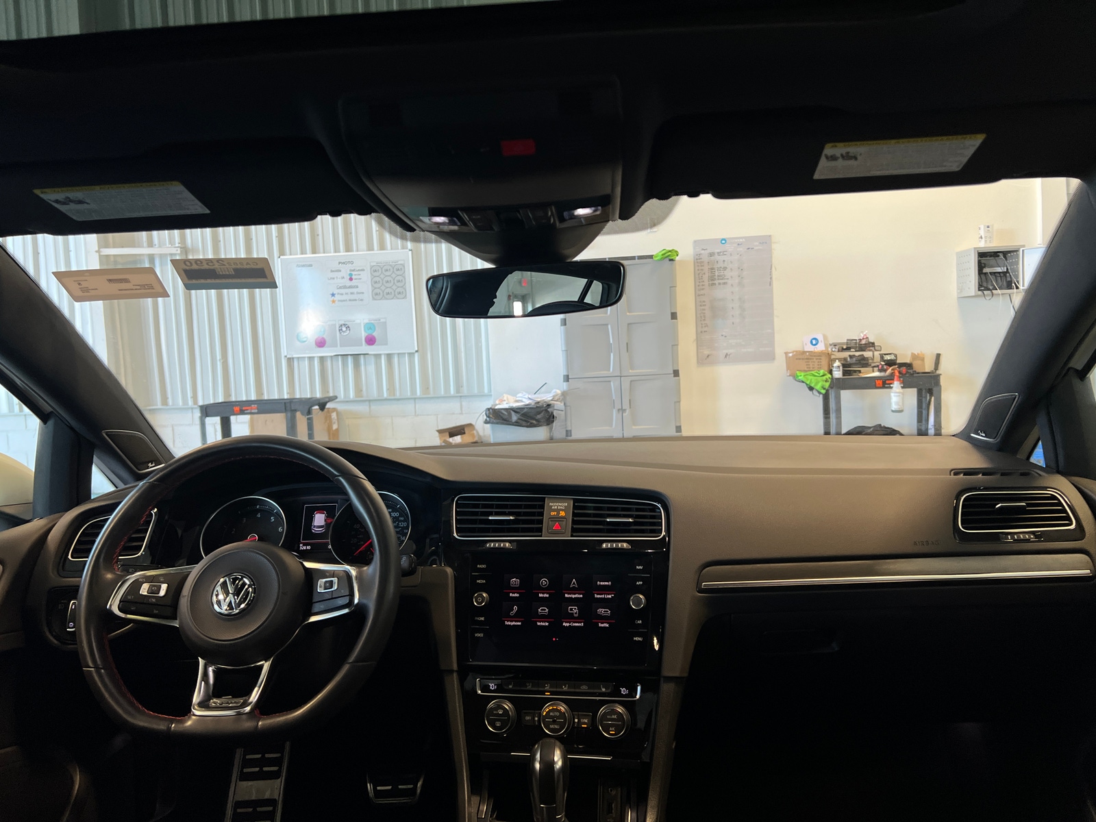 Thumbnail: 2018 Volkswagen Golf - 2