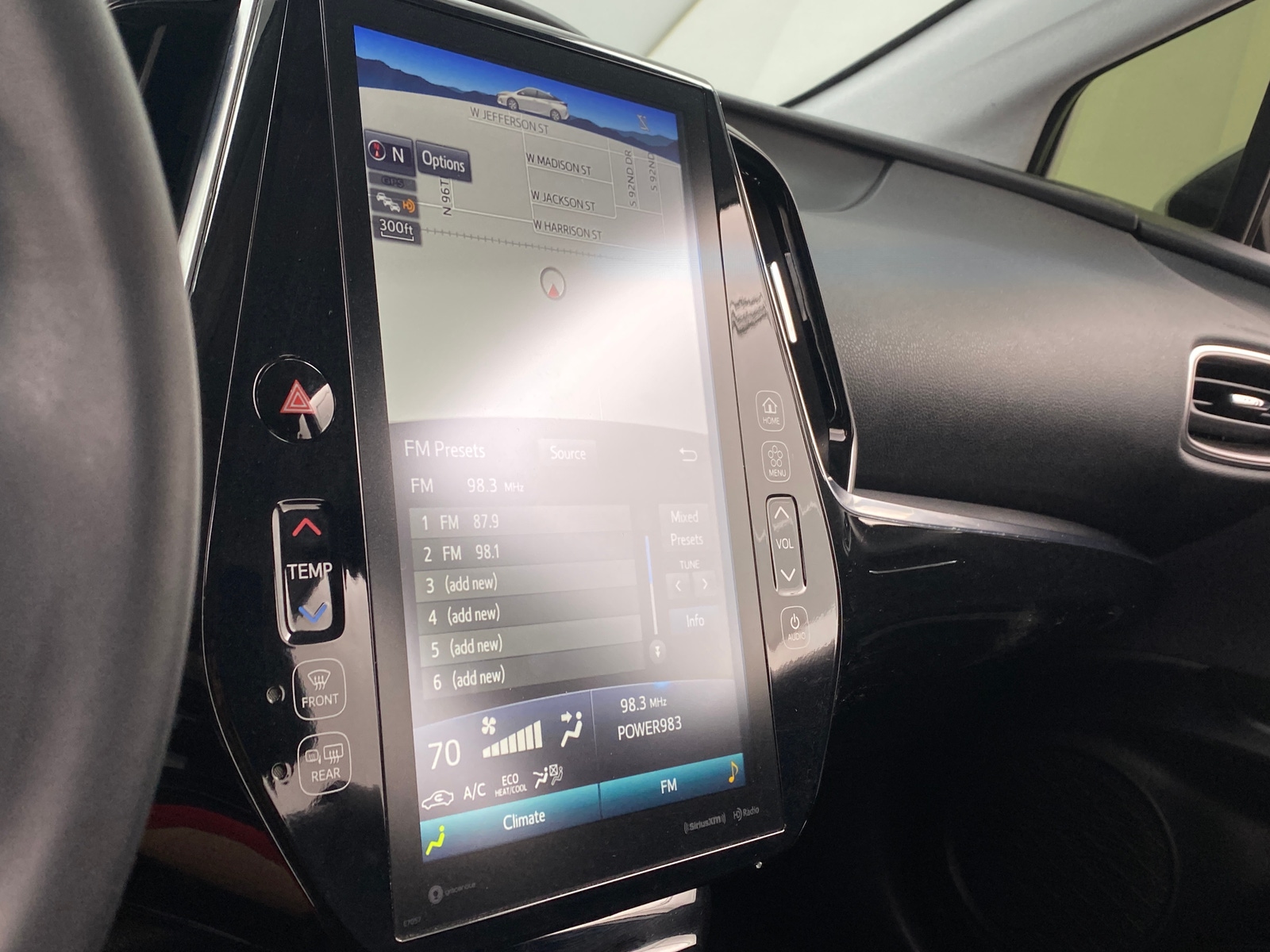 Thumbnail: 2022 Toyota Prius Prime - 3