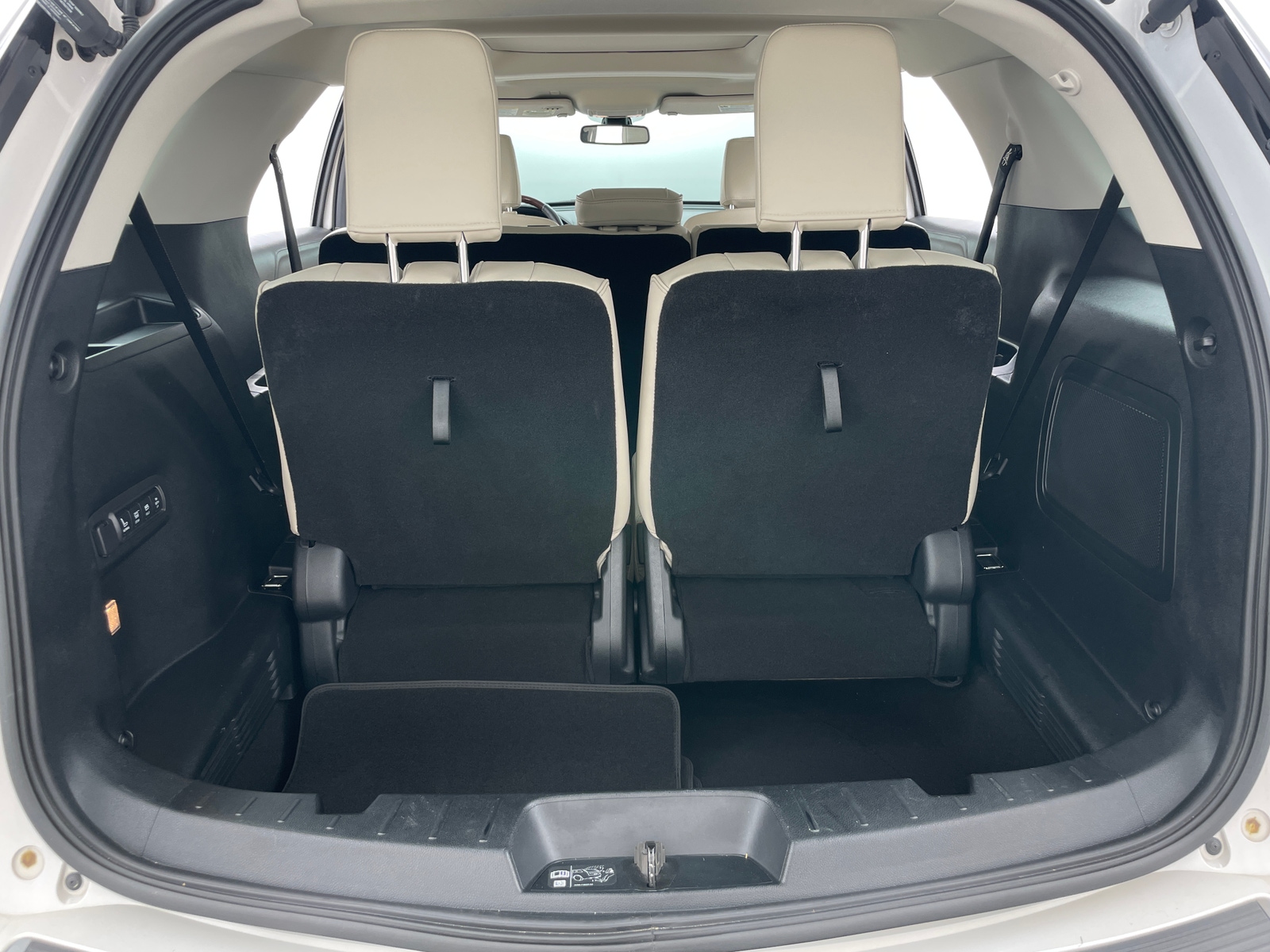 Thumbnail: 2018 Ford Explorer - 6