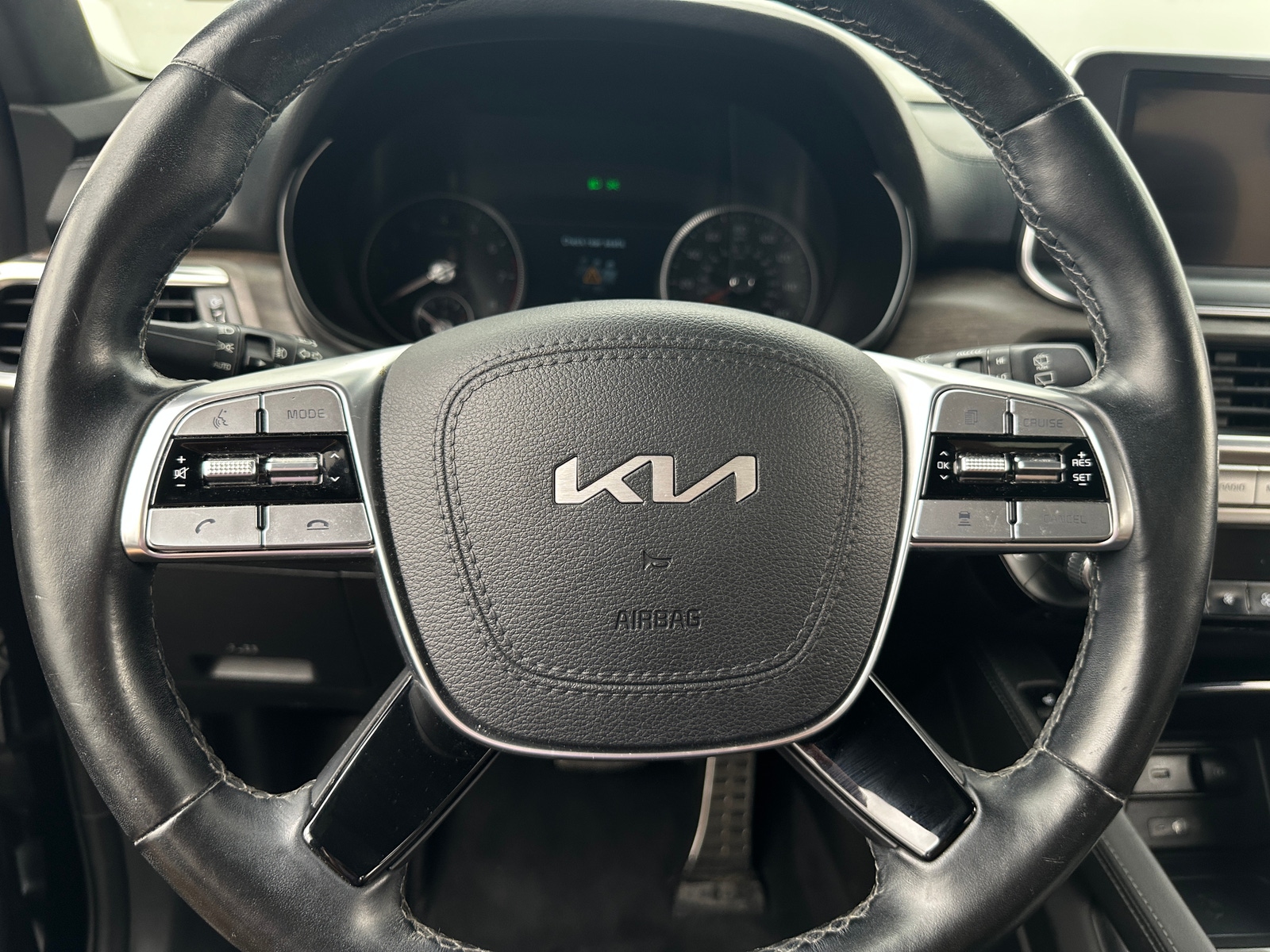 Thumbnail: 2022 Kia Telluride - 4
