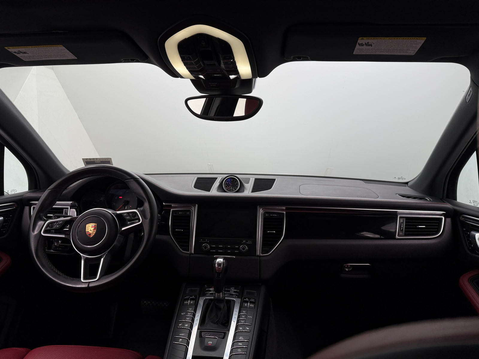 Thumbnail: 2018 Porsche Macan - 2