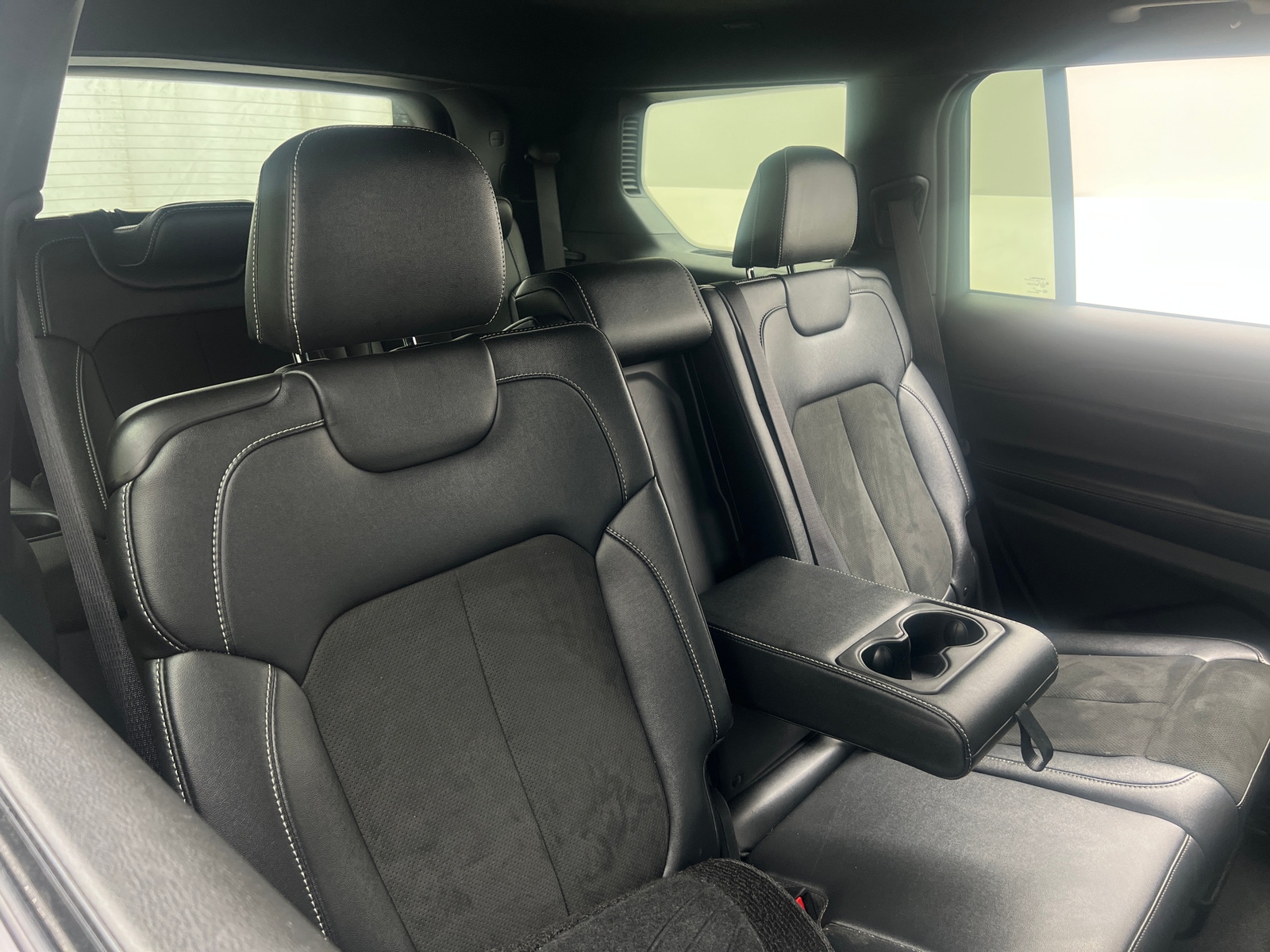 Thumbnail: 2024 Jeep Grand Cherokee L - 6