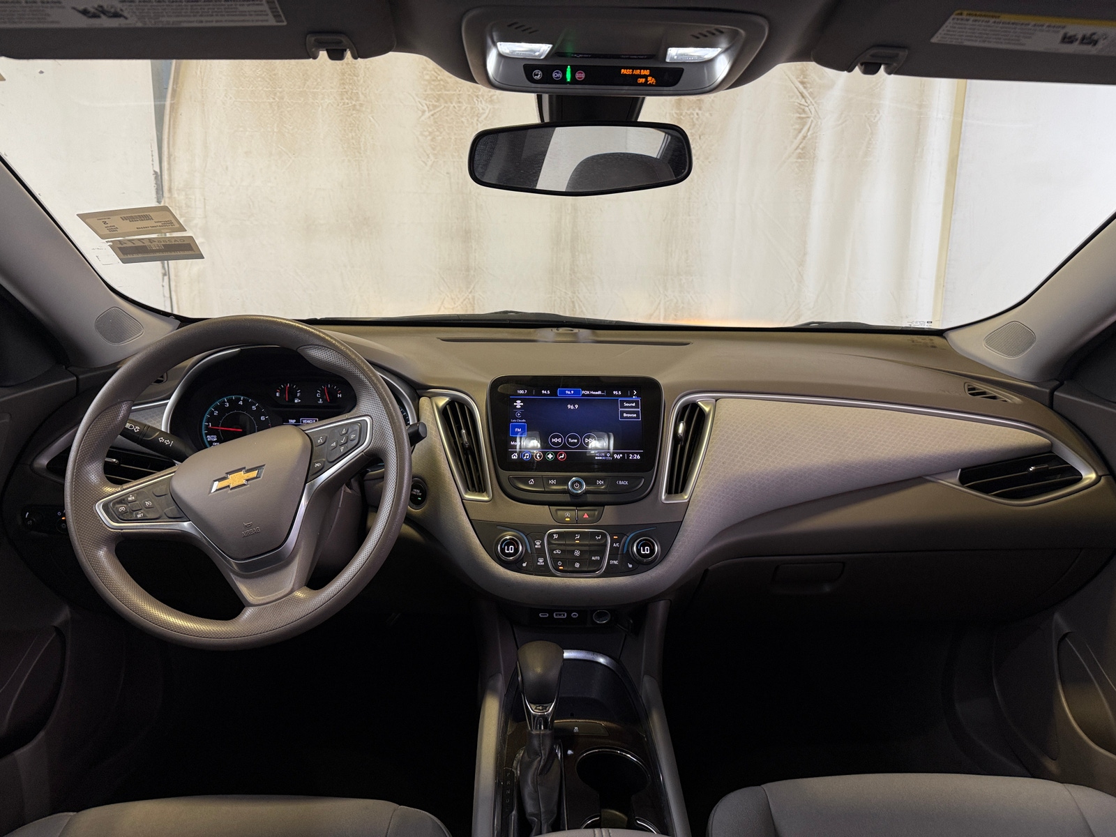 Thumbnail: 2022 Chevrolet Malibu - 3