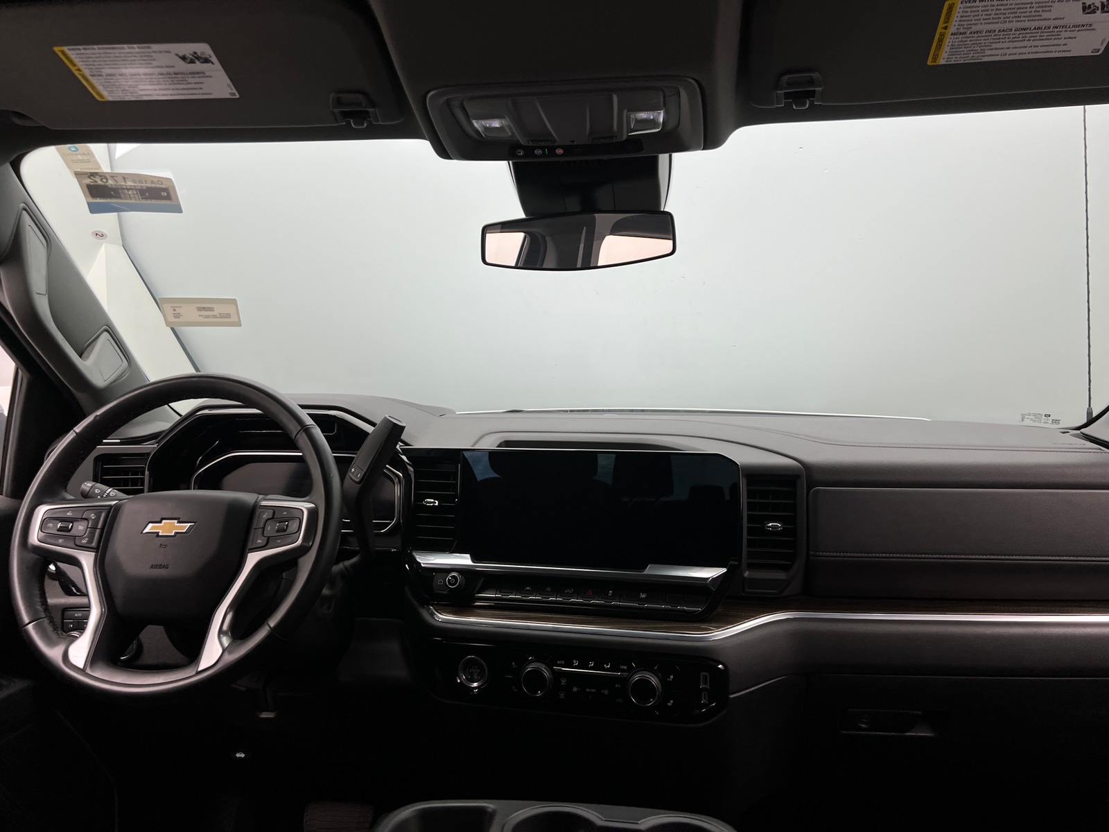 Thumbnail: 2024 Chevrolet Silverado 1500 - 3