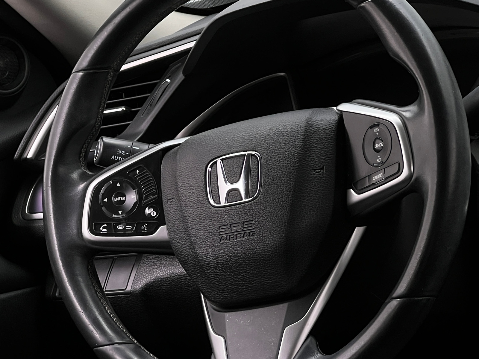 Thumbnail: 2016 Honda Civic - 4