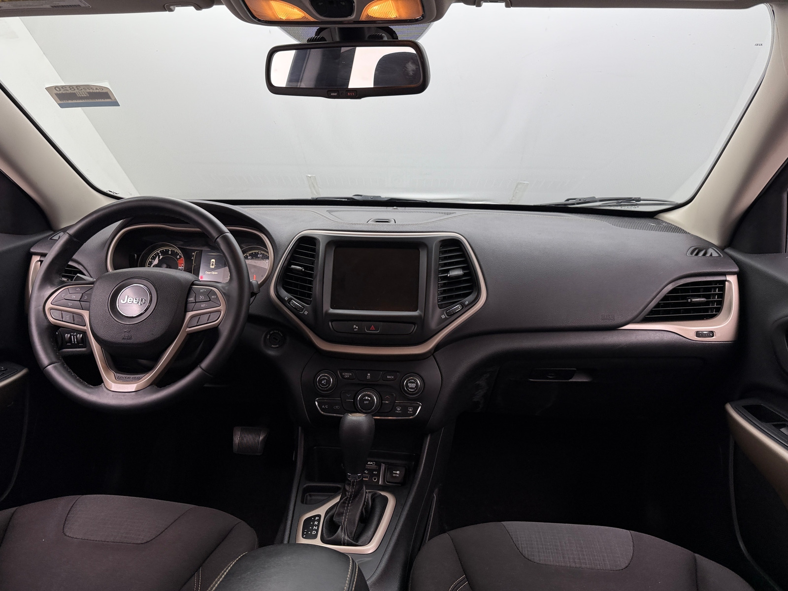 Thumbnail: 2017 Jeep Cherokee - 3