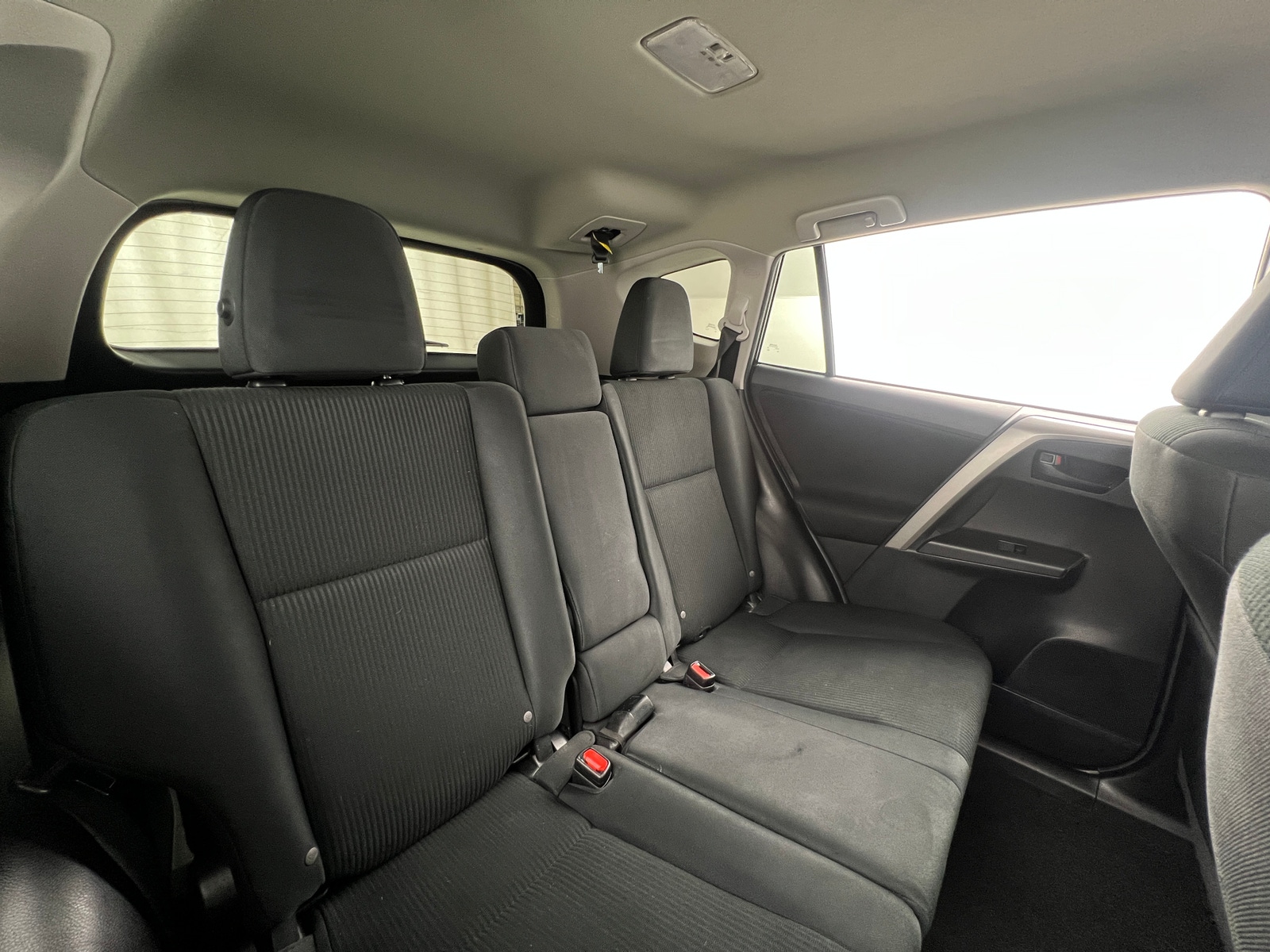 Thumbnail: 2018 Toyota RAV4 - 6
