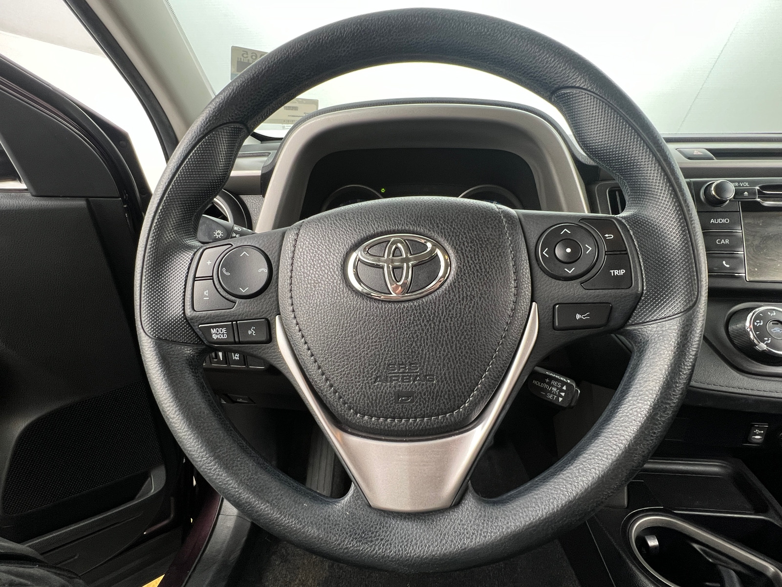 Thumbnail: 2018 Toyota RAV4 - 5