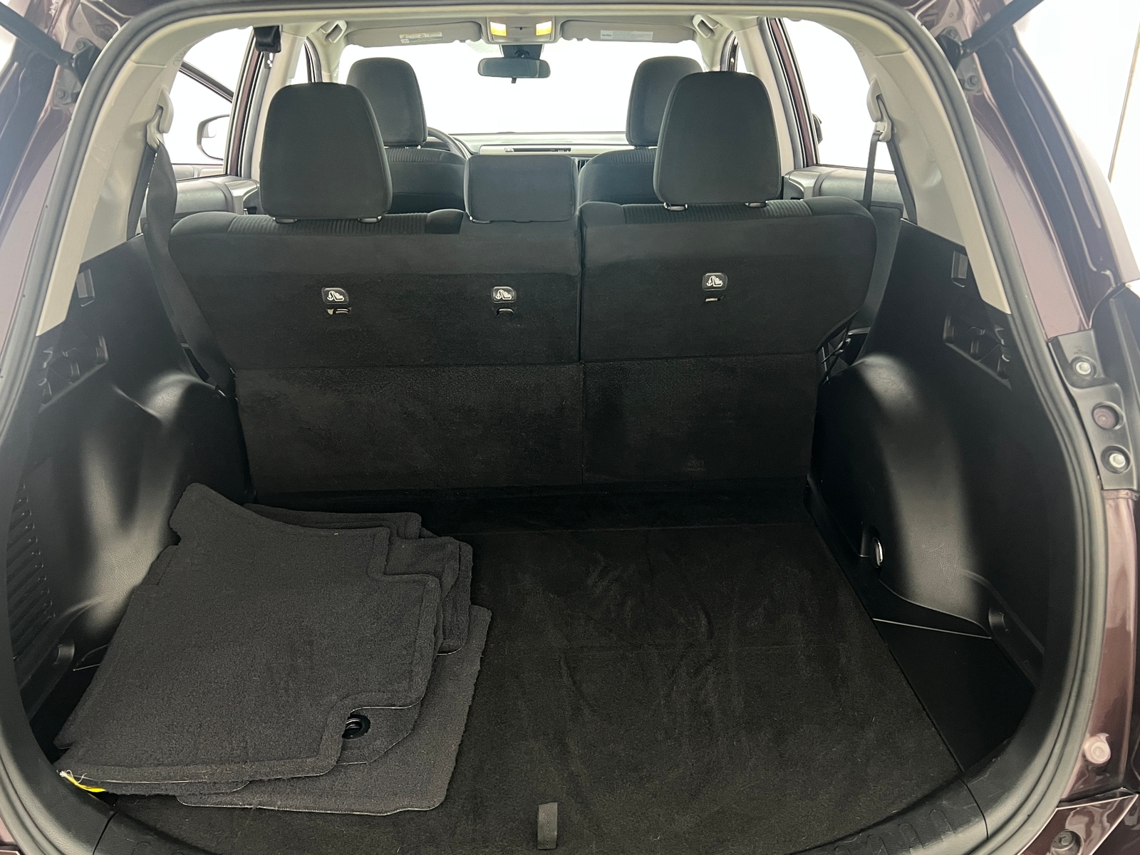 Thumbnail: 2018 Toyota RAV4 - 7