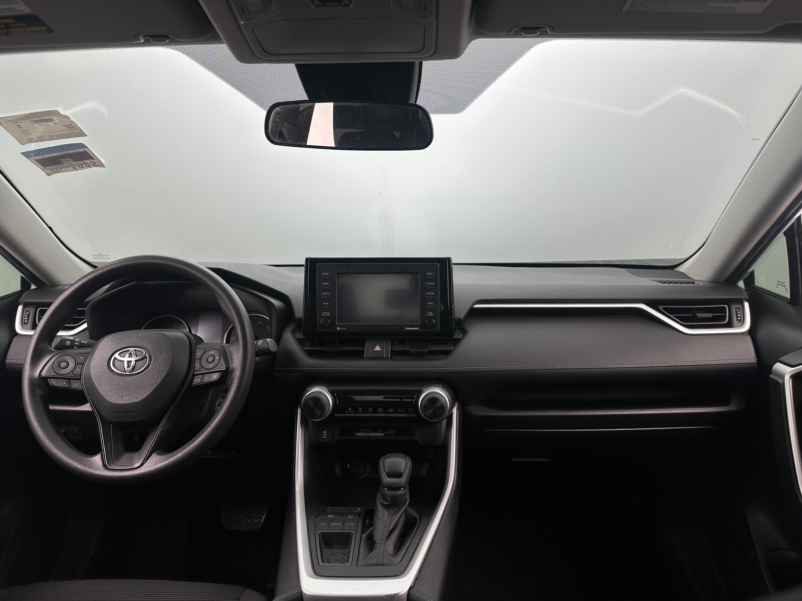 Thumbnail: 2021 Toyota RAV4 - 3