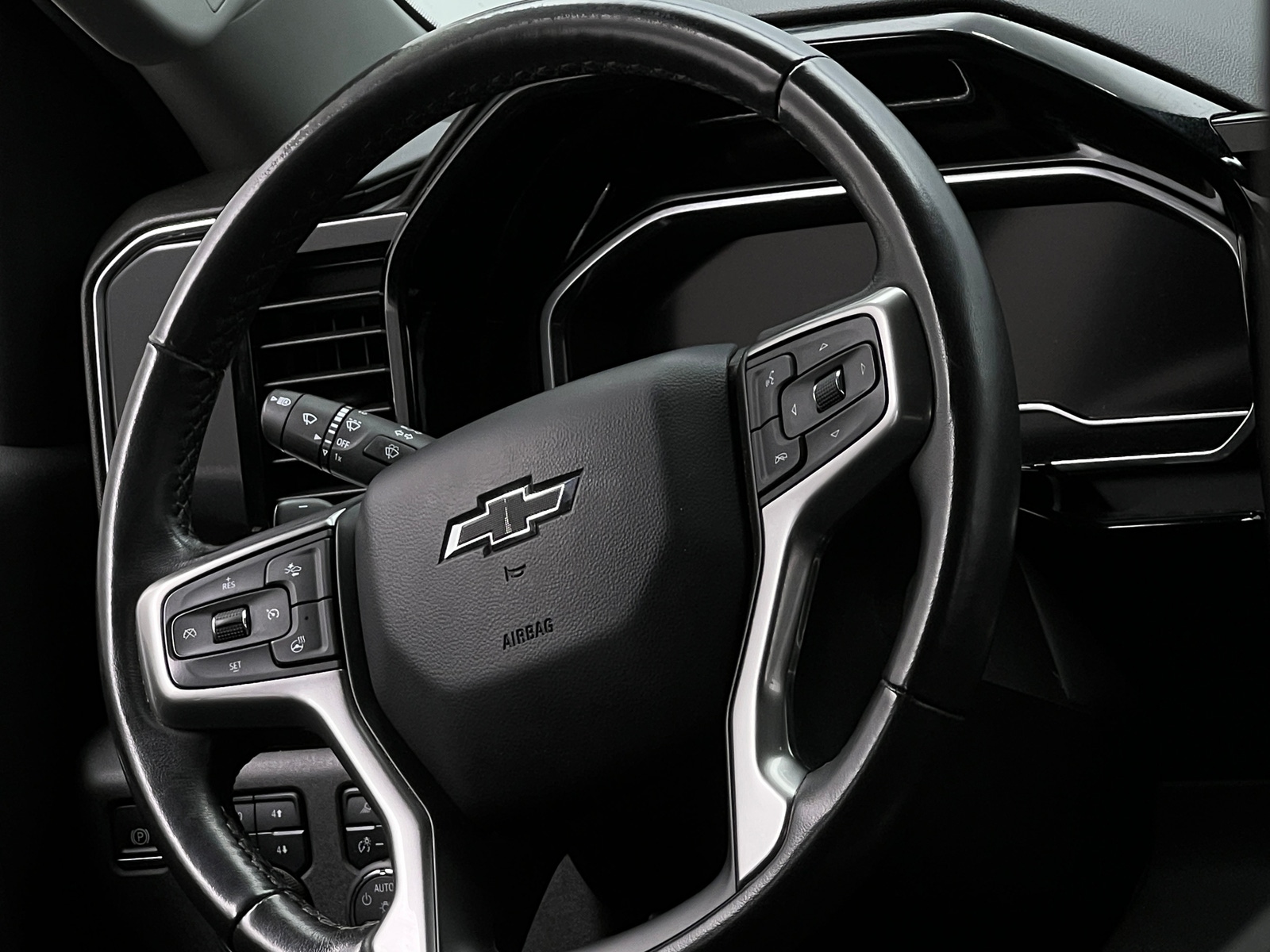 Thumbnail: 2023 Chevrolet Silverado 1500 - 5