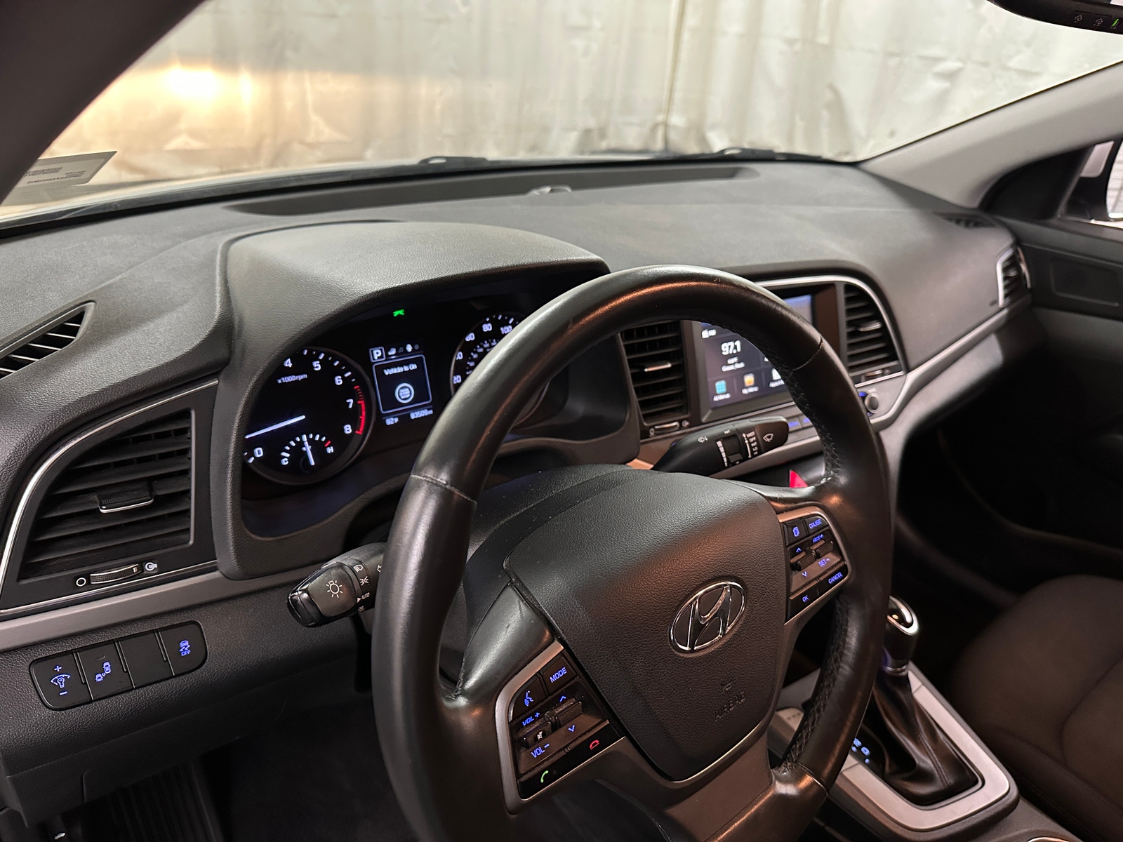 Thumbnail: 2018 Hyundai Elantra - 3