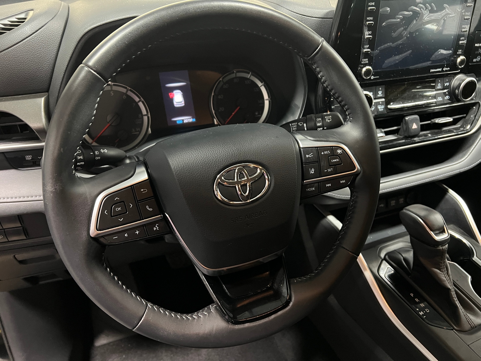Thumbnail: 2020 Toyota Highlander - 5