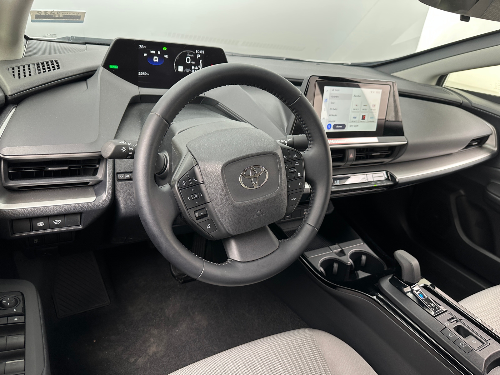 Thumbnail: 2024 Toyota Prius - 3