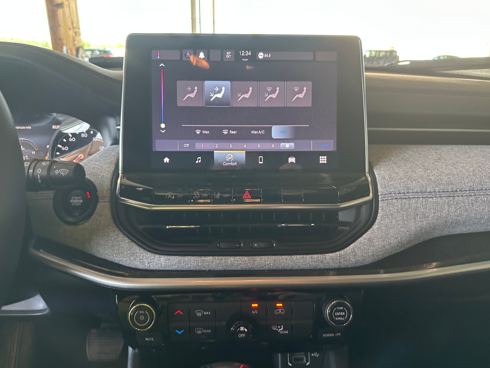 Thumbnail: 2023 Jeep Compass - 4