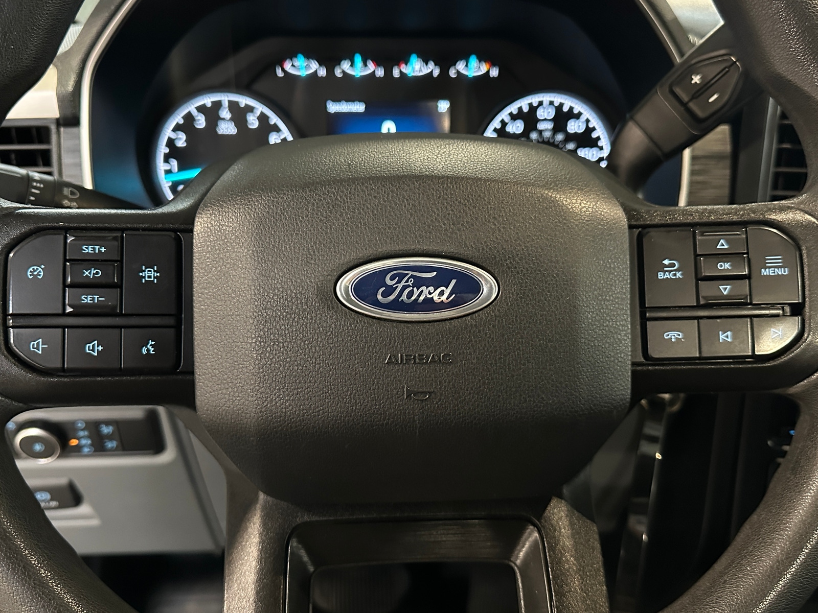 Thumbnail: 2021 Ford Econoline - 4