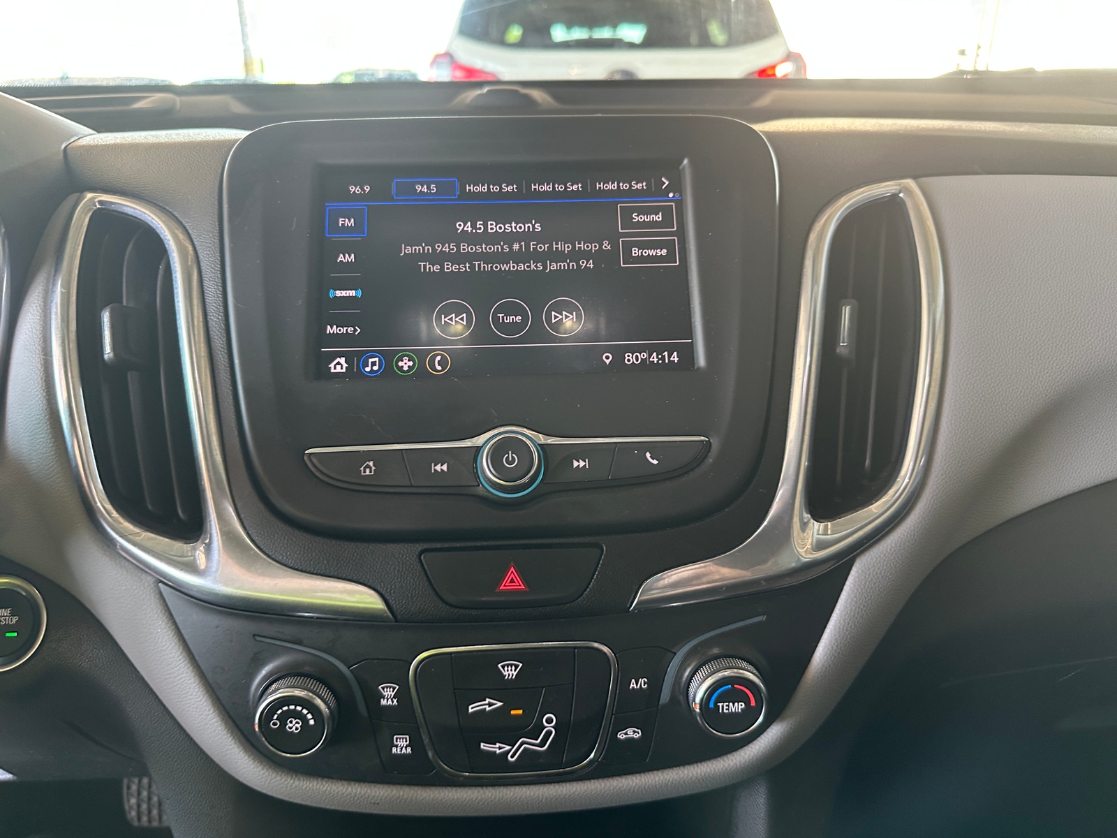 Thumbnail: 2021 Chevrolet Equinox - 4
