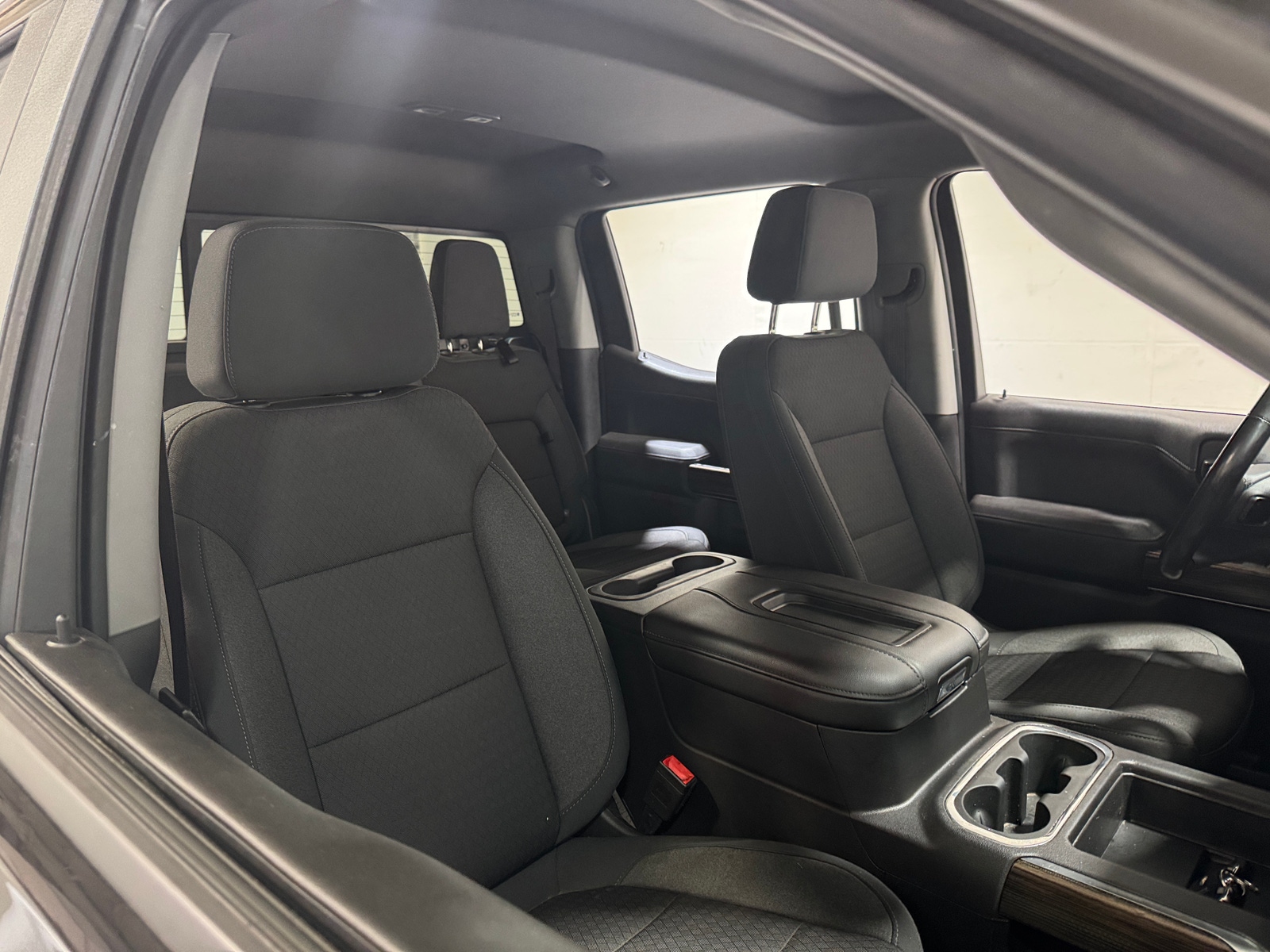 Thumbnail: 2020 Chevrolet Silverado 1500 - 2