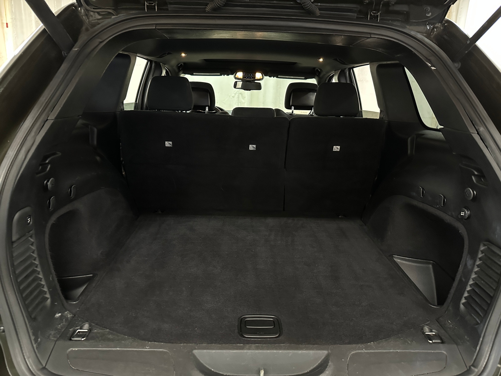 Thumbnail: 2016 Jeep Grand Cherokee - 7