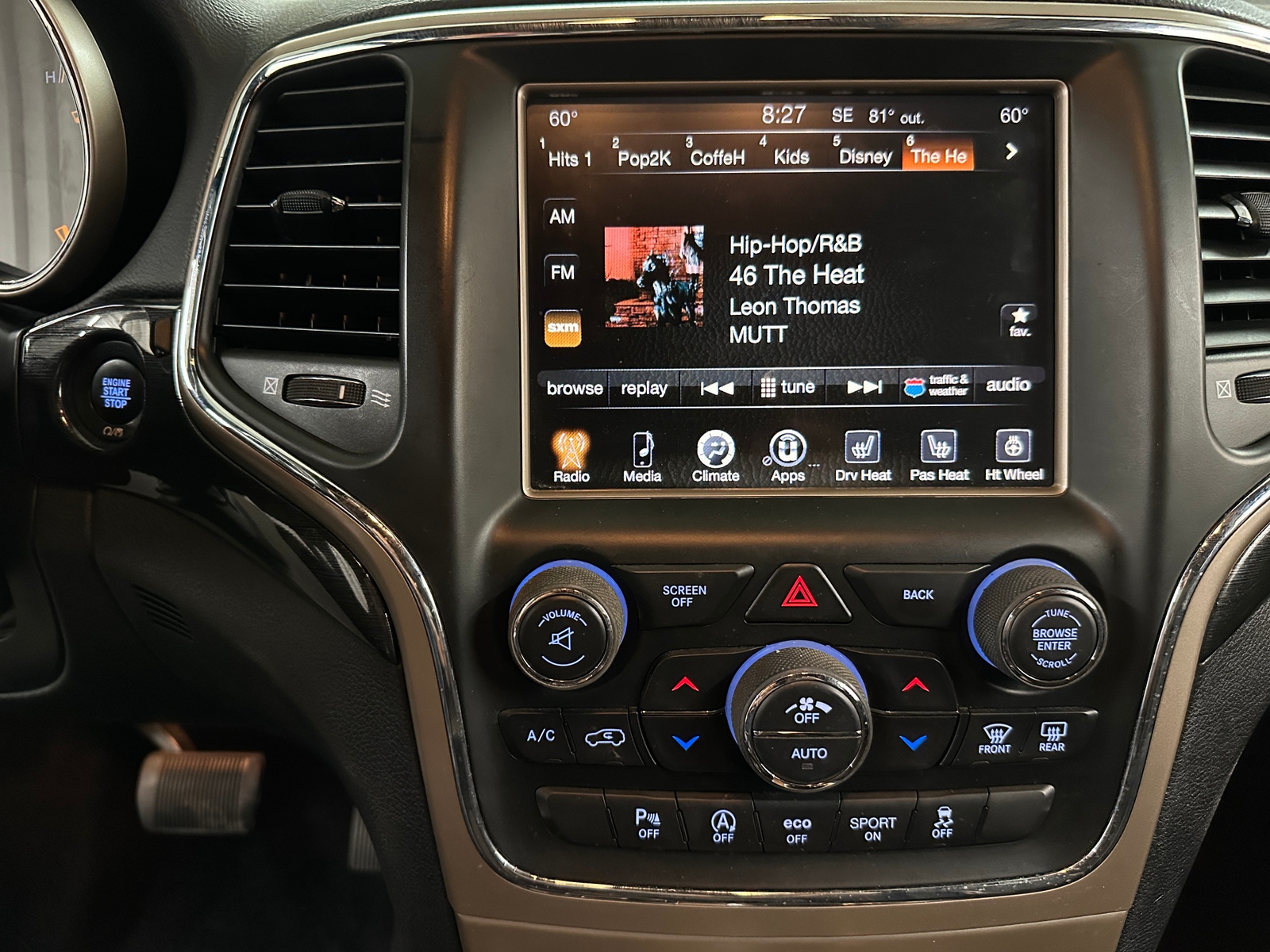 Thumbnail: 2016 Jeep Grand Cherokee - 4