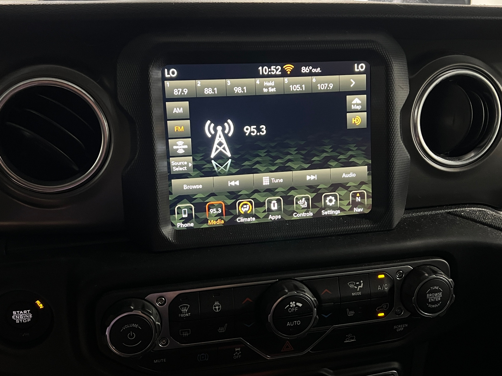 Thumbnail: 2022 Jeep Wrangler - 4