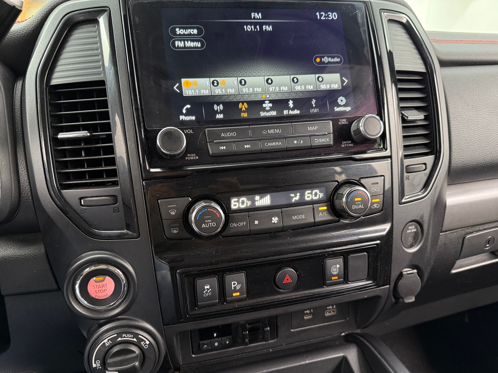 Thumbnail: 2021 Nissan Titan - 3