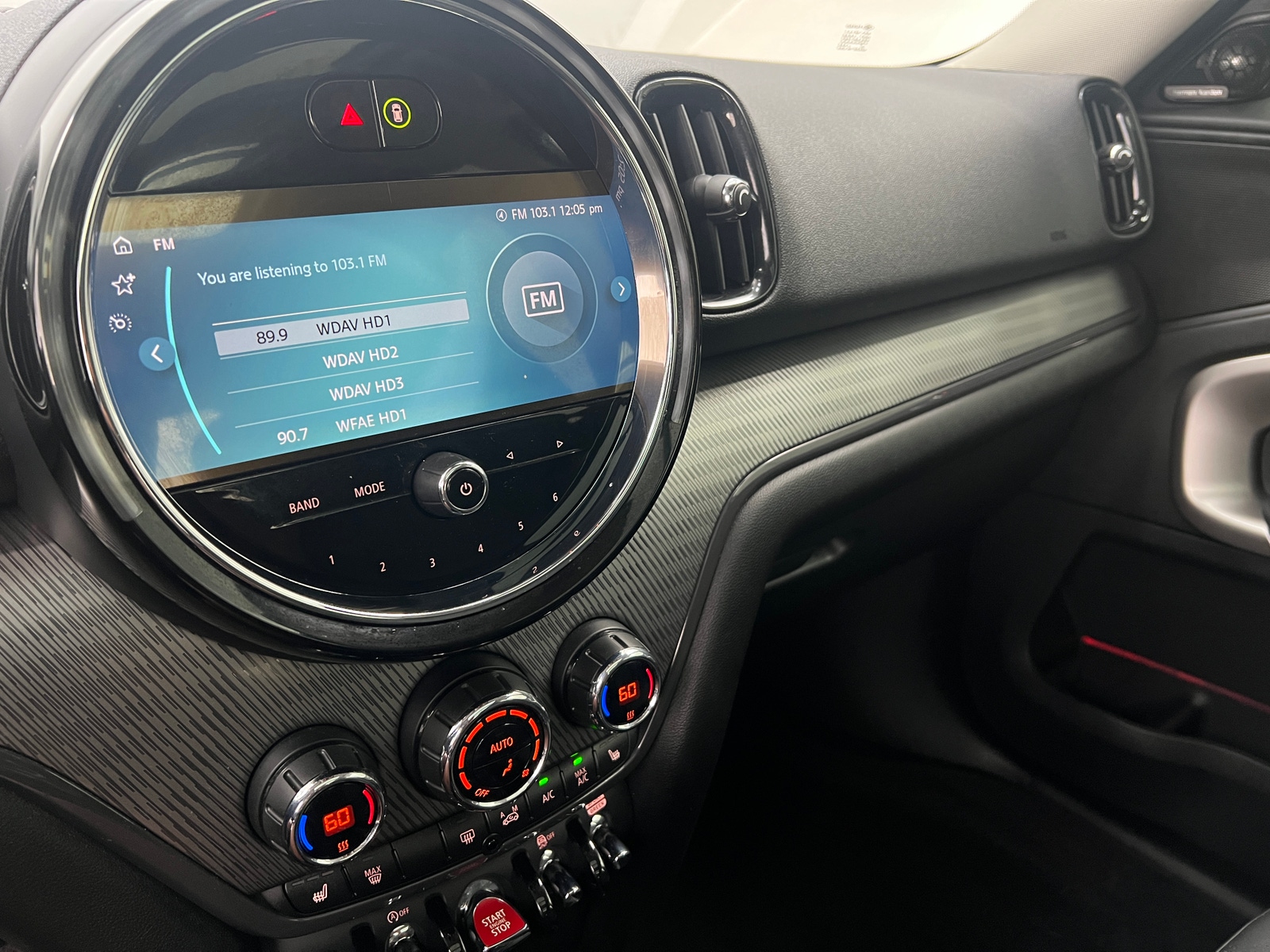 Thumbnail: 2023 MINI Cooper Countryman - 3