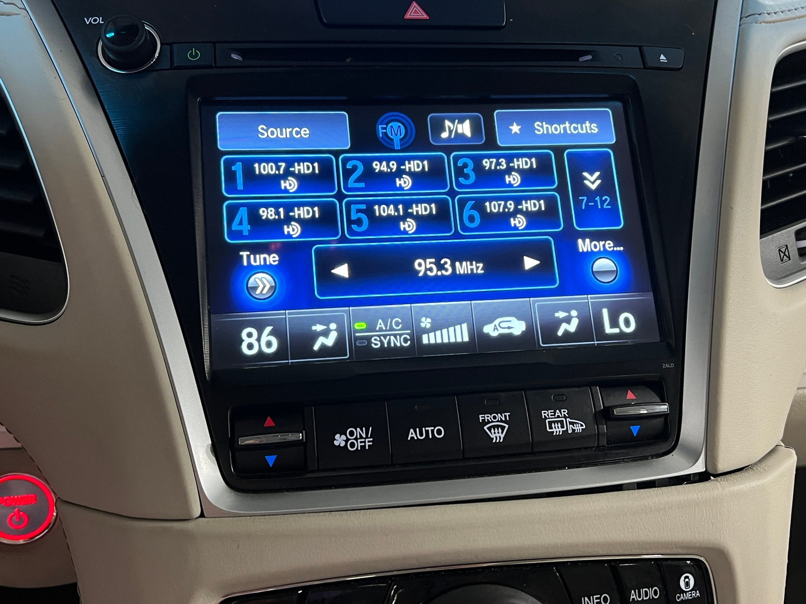 Thumbnail: 2018 Acura RLX - 3
