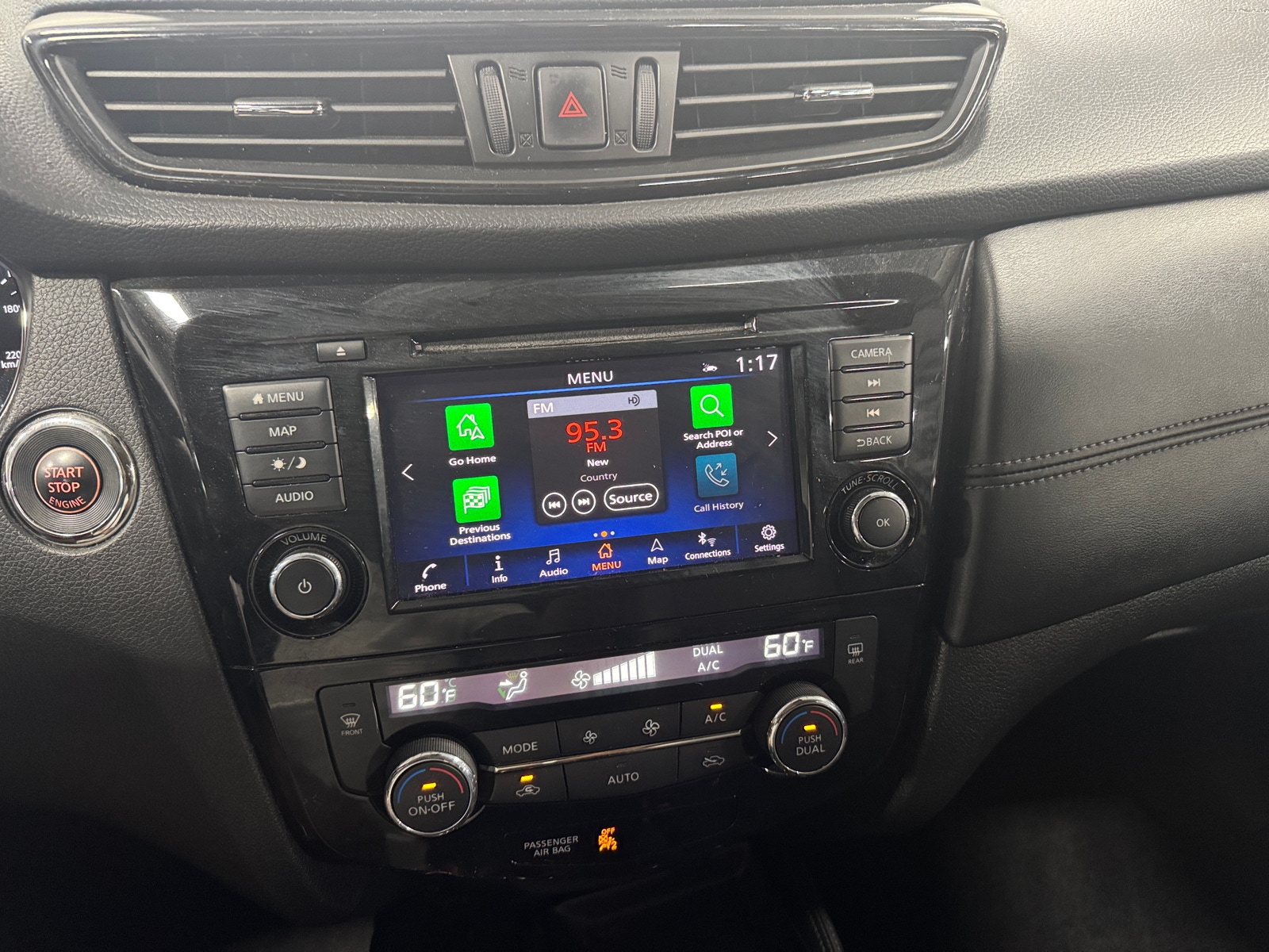 Thumbnail: 2019 Nissan Rogue - 3