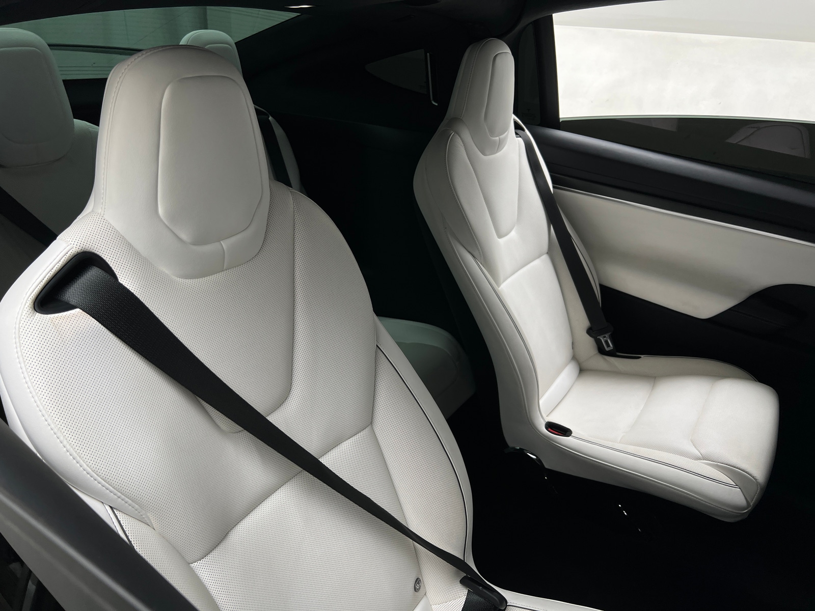 Thumbnail: 2022 Tesla Model X - 5