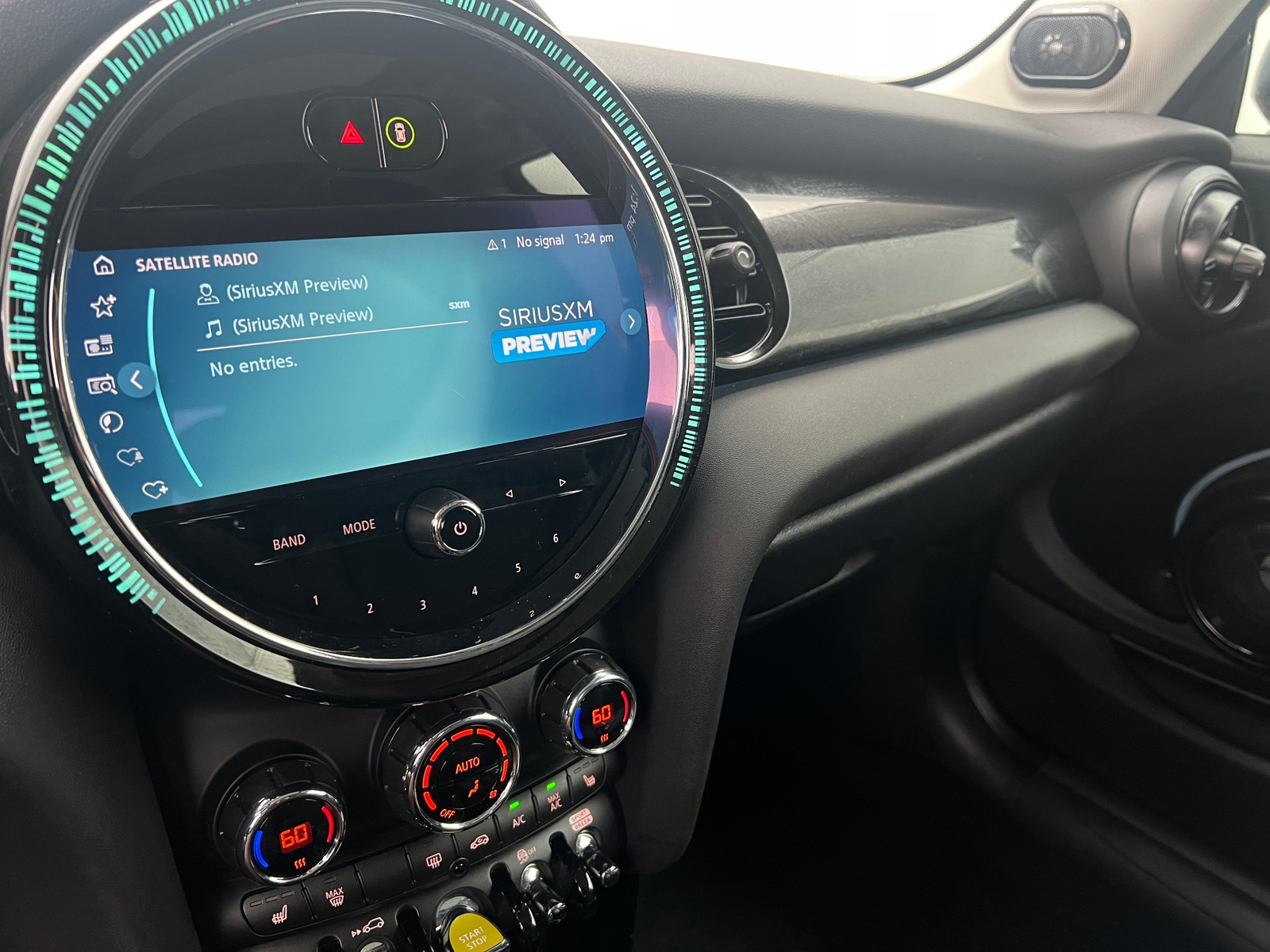 Thumbnail: 2024 MINI Cooper Hardtop - 2