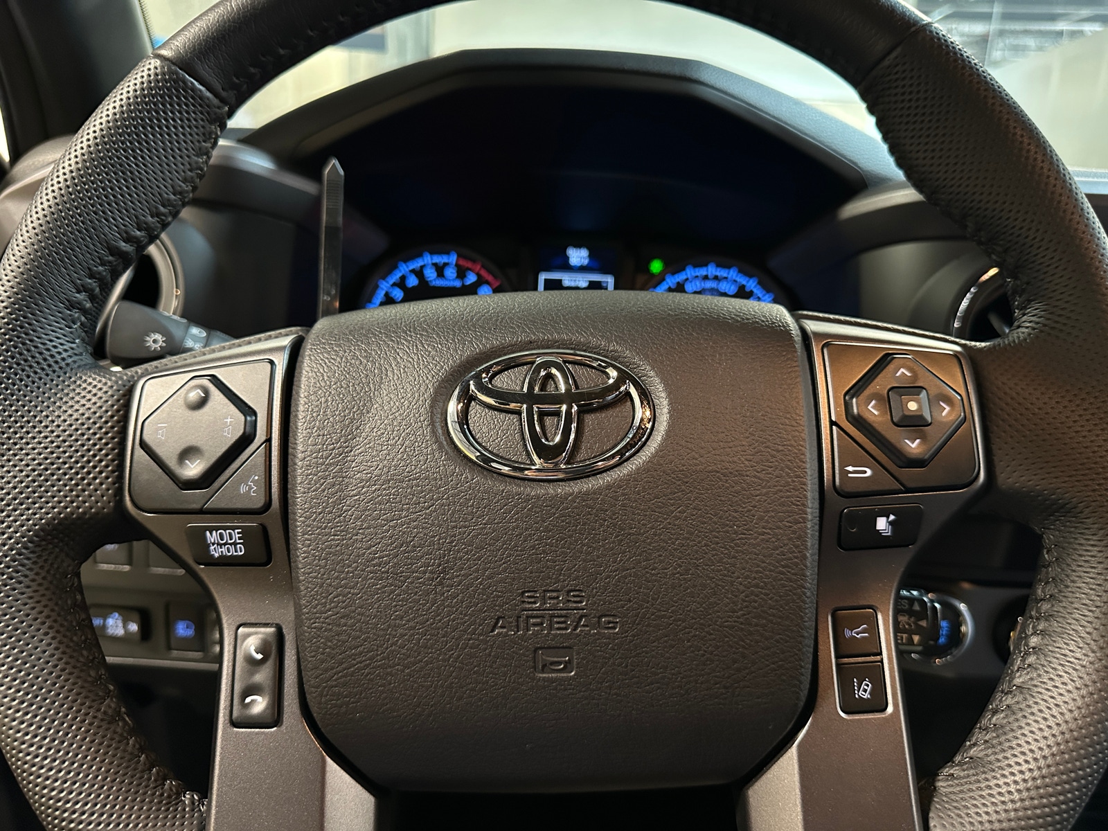 Thumbnail: 2021 Toyota Tacoma - 4