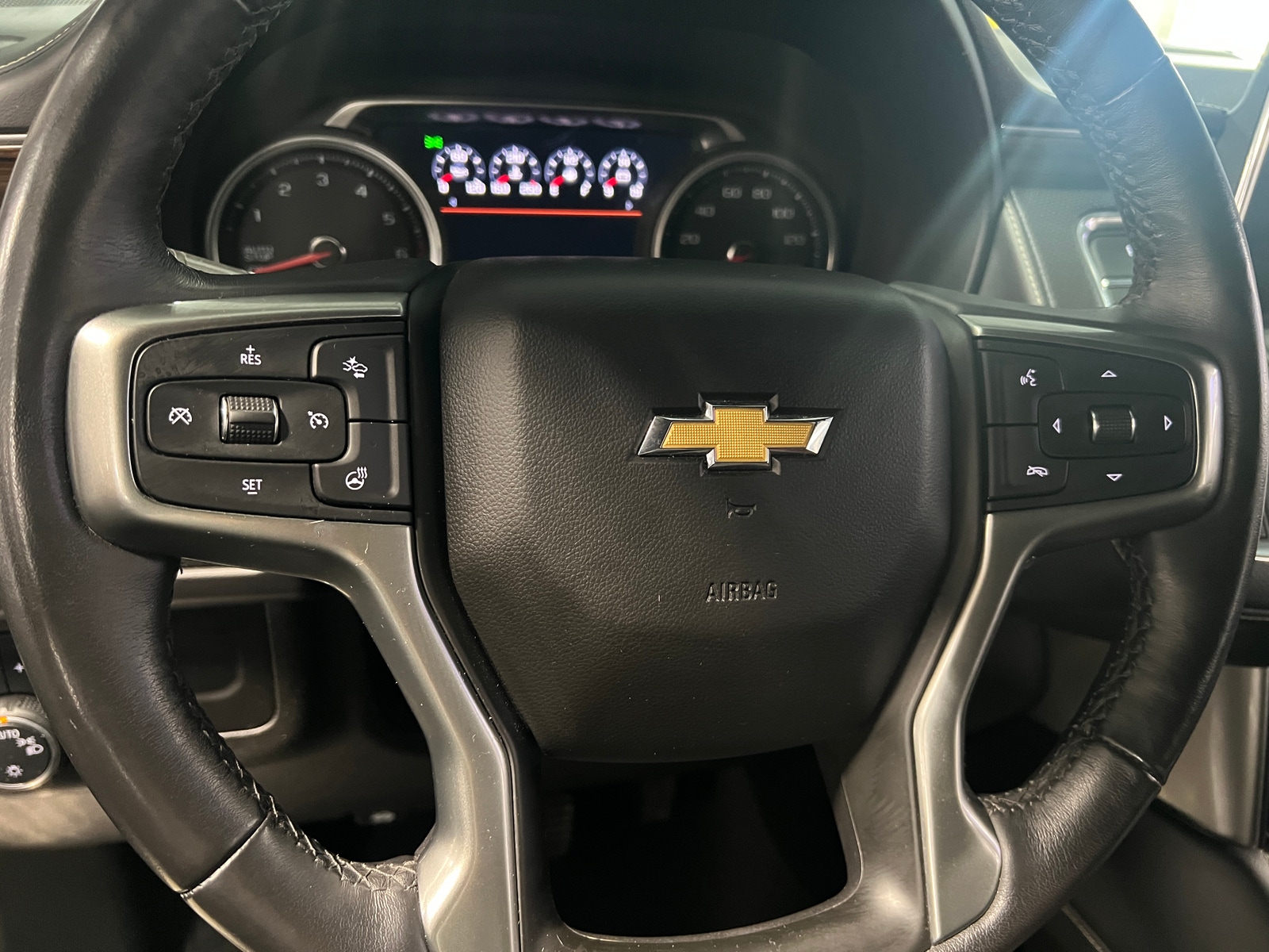 Thumbnail: 2021 Chevrolet Suburban - 4