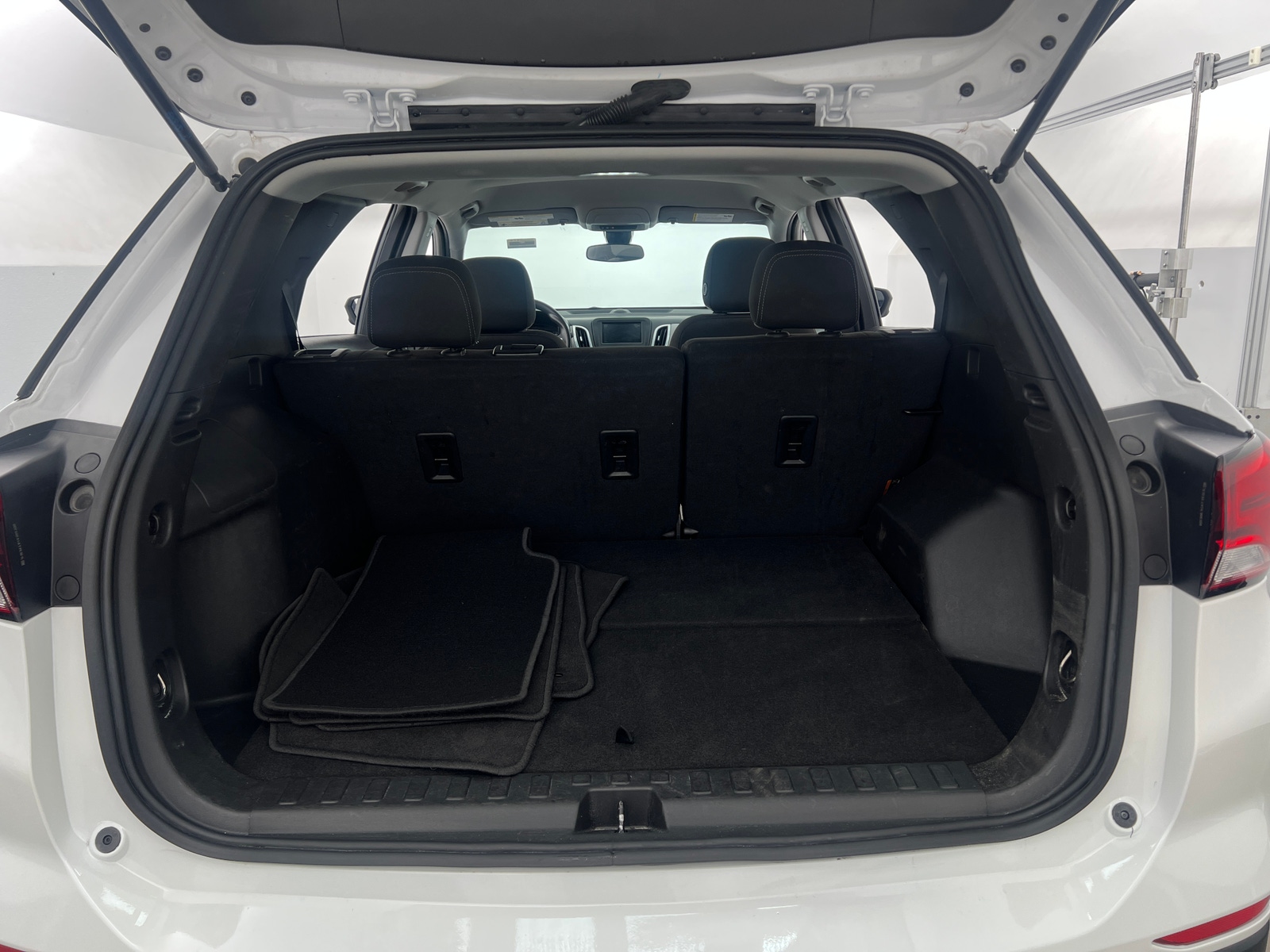 Thumbnail: 2023 Chevrolet Equinox - 7